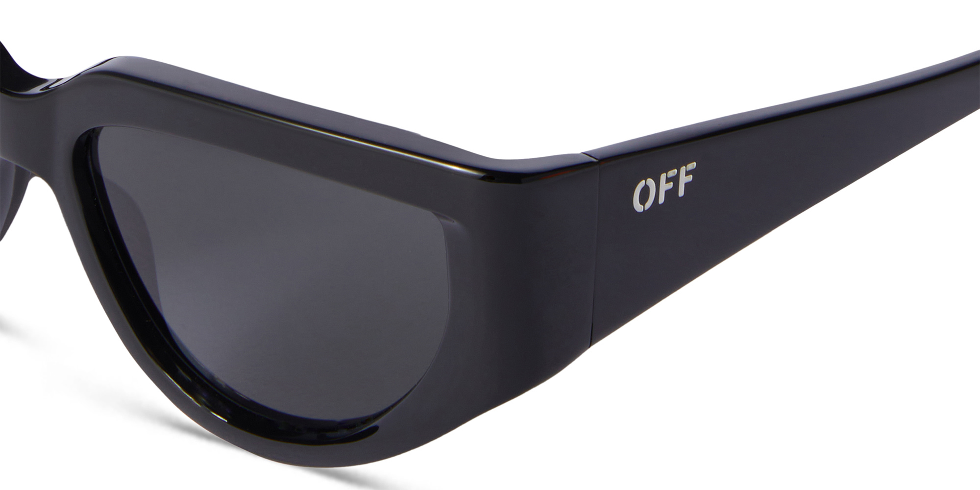 تسوق نظارات شمسية سيوارد طراز كات آي للجنسين أوف وايت بلون أسود أونلاين.