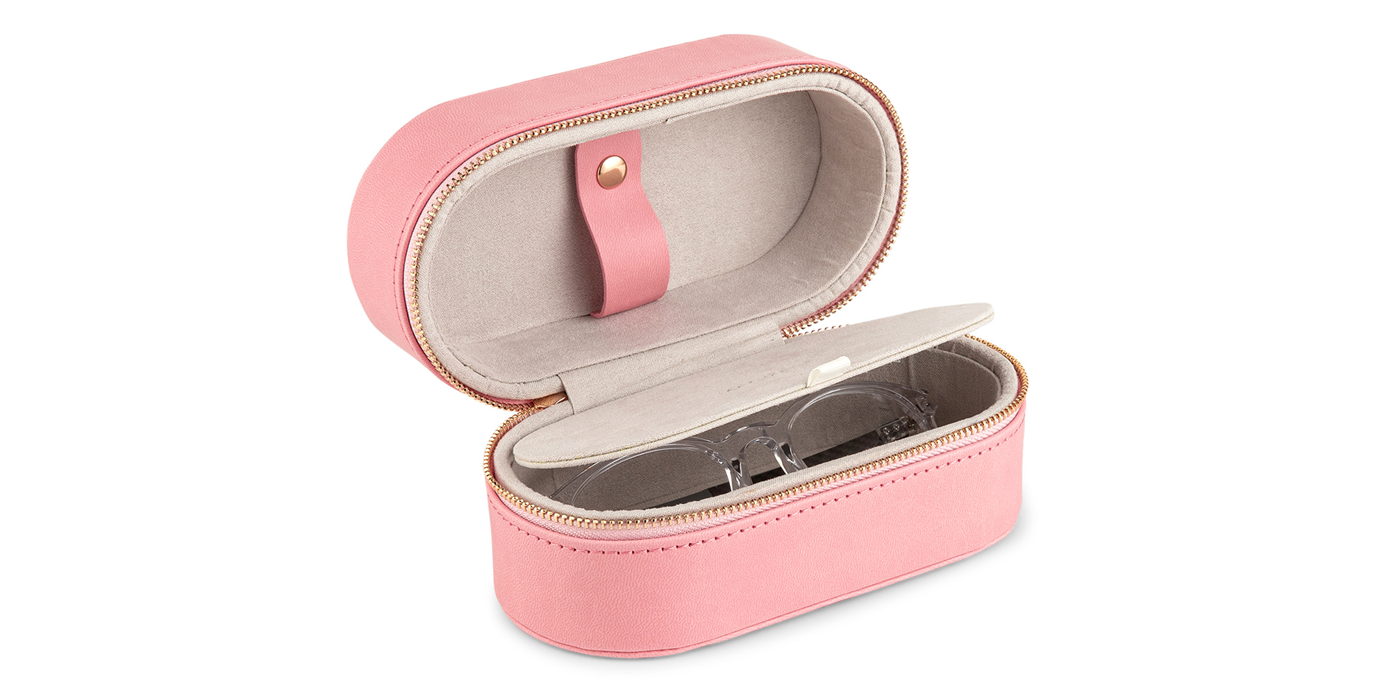 Shop MO Cases Leather Travel Case online.