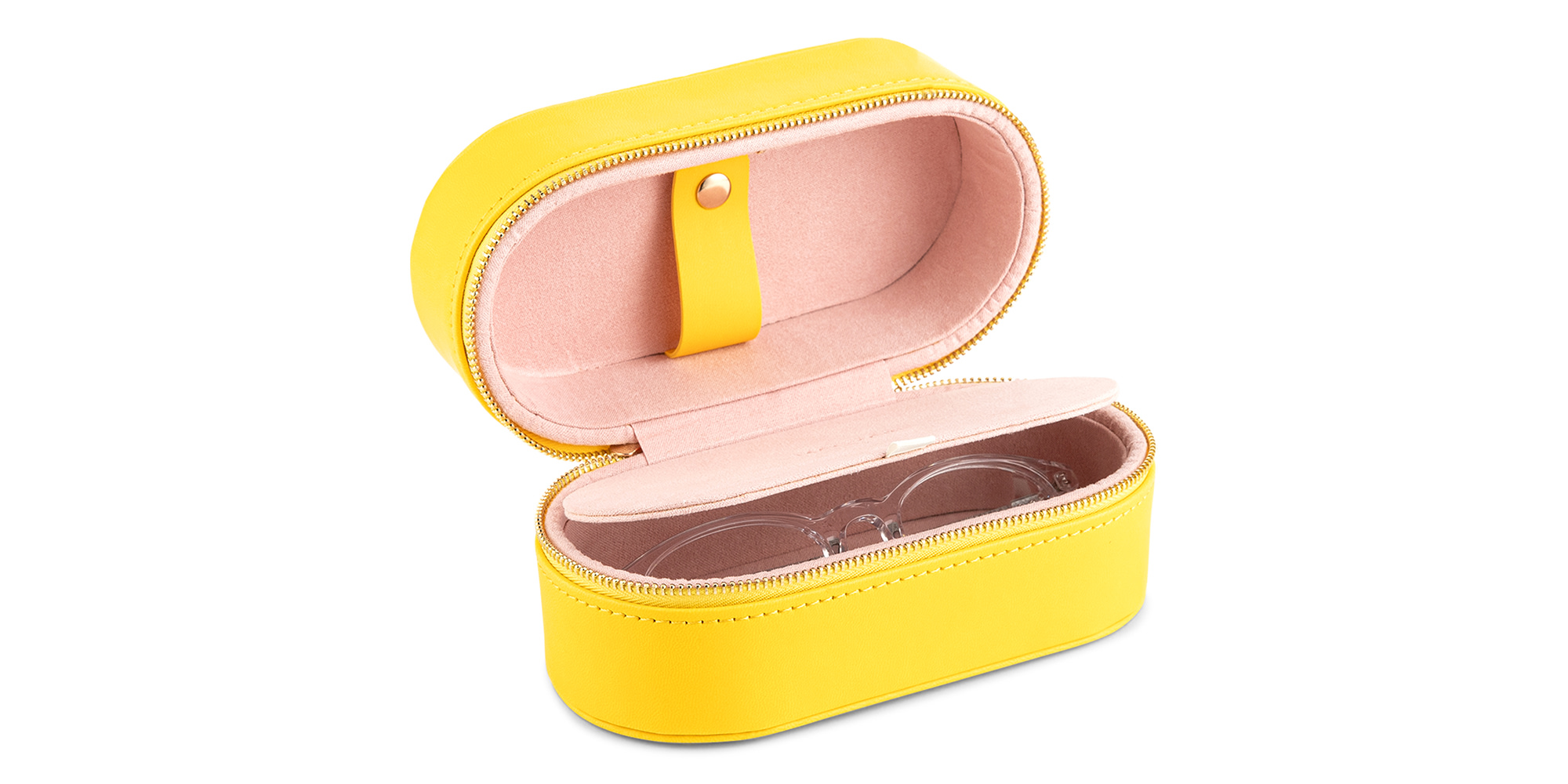 Shop MO Cases Unisex Leather Travel Case online.