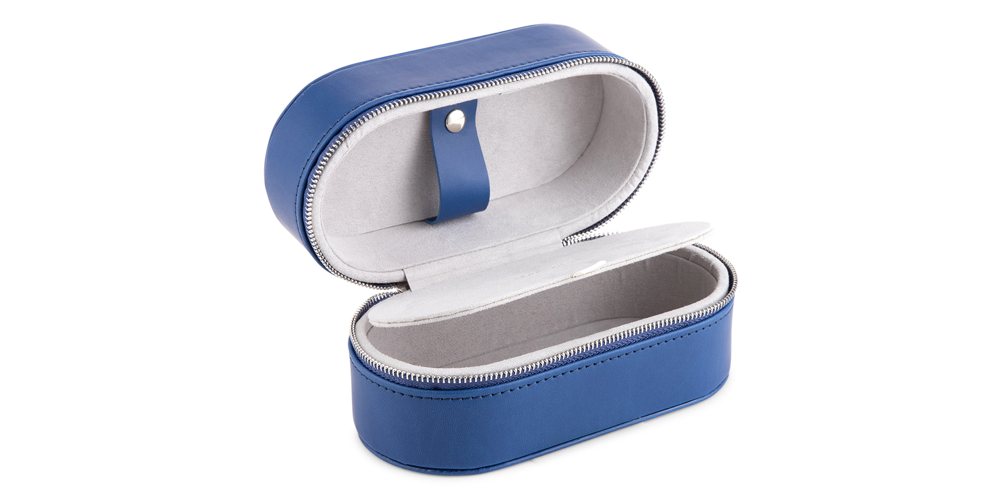 Shop MO Cases Leather Travel Case online.