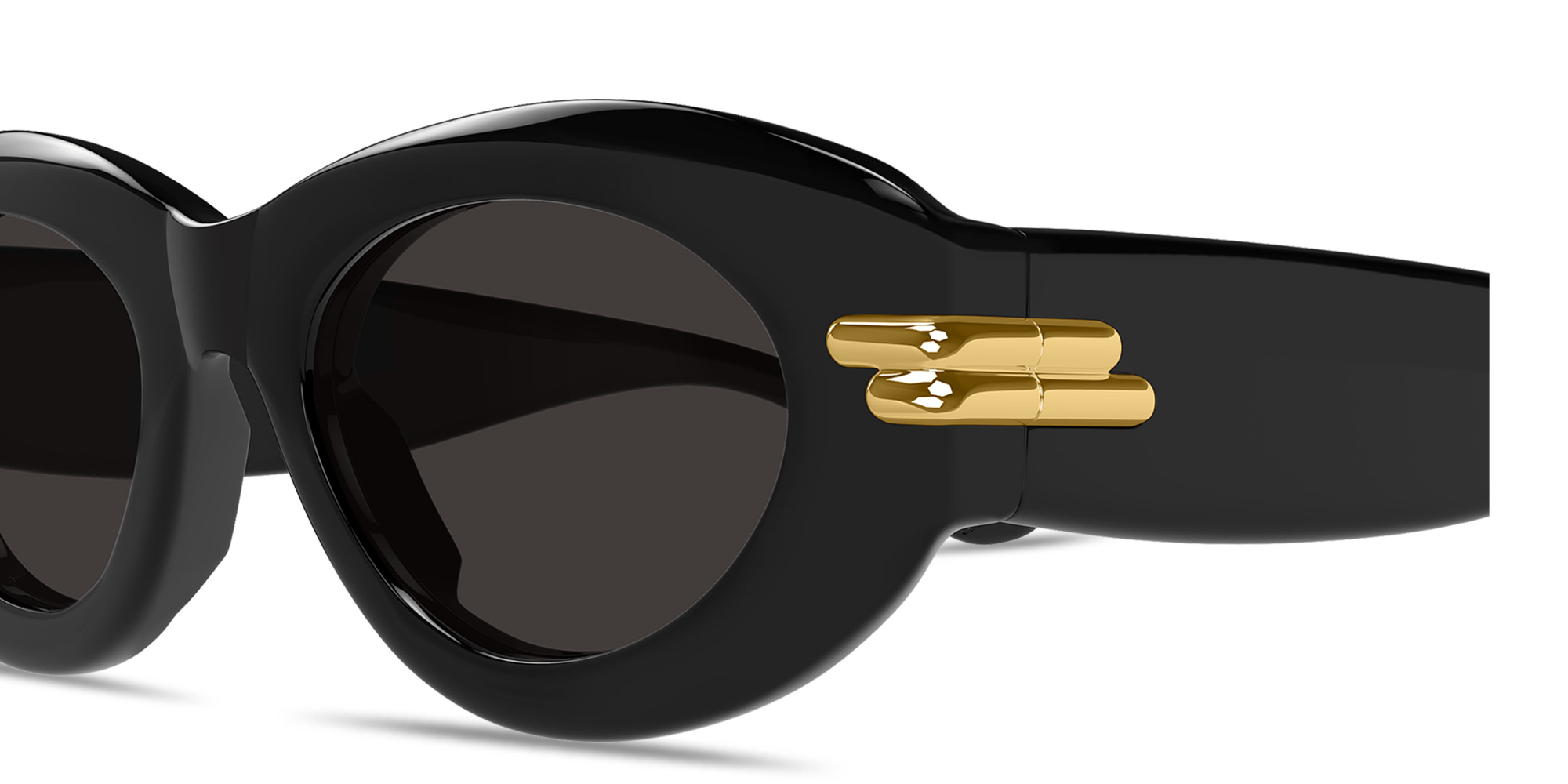 Shop BOTTEGA VENETA Bold Ribbon Oval Sunglasses in Black online.