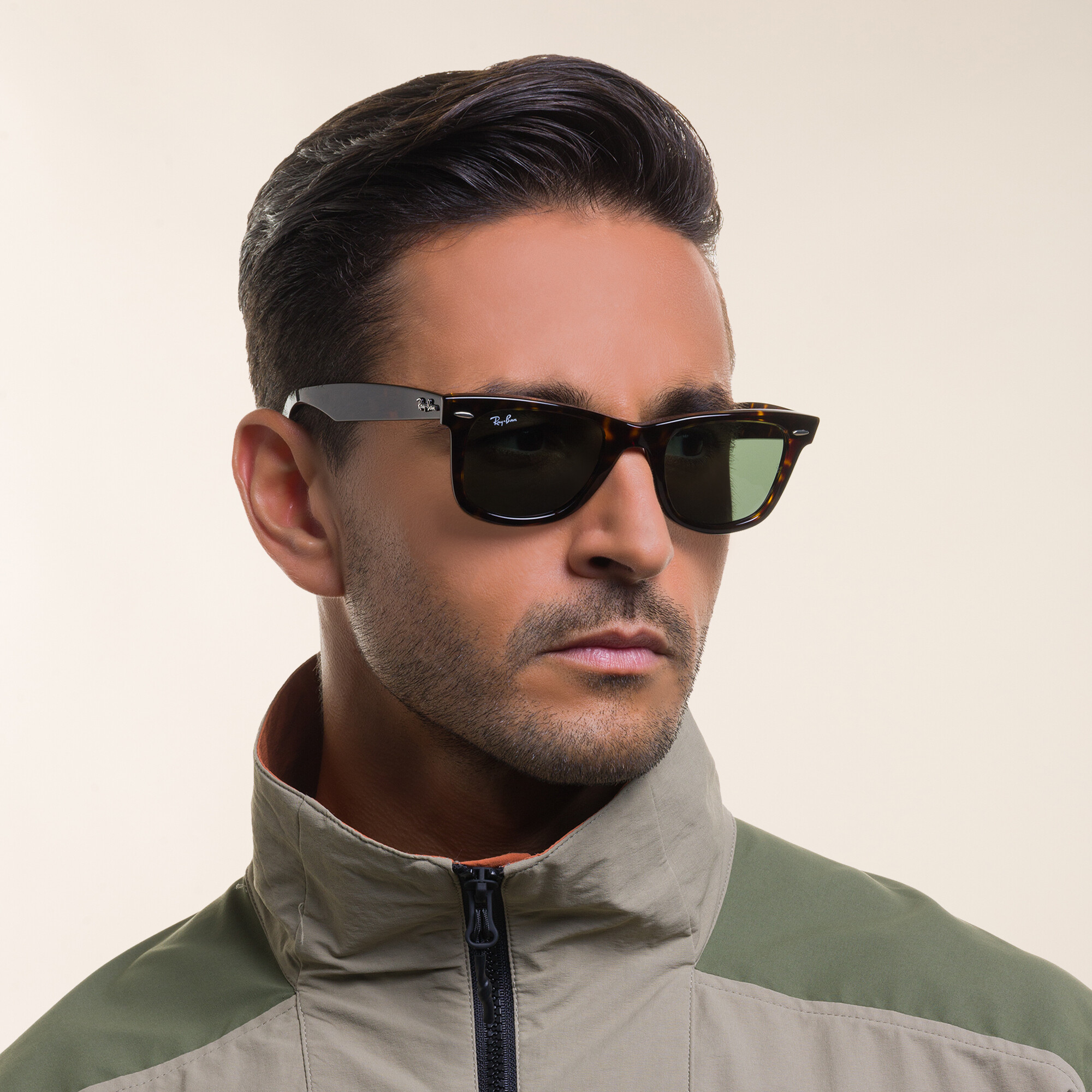 Shop Ray-Ban Wayfarer Unisex Square Sunglasses in Tortoise online.