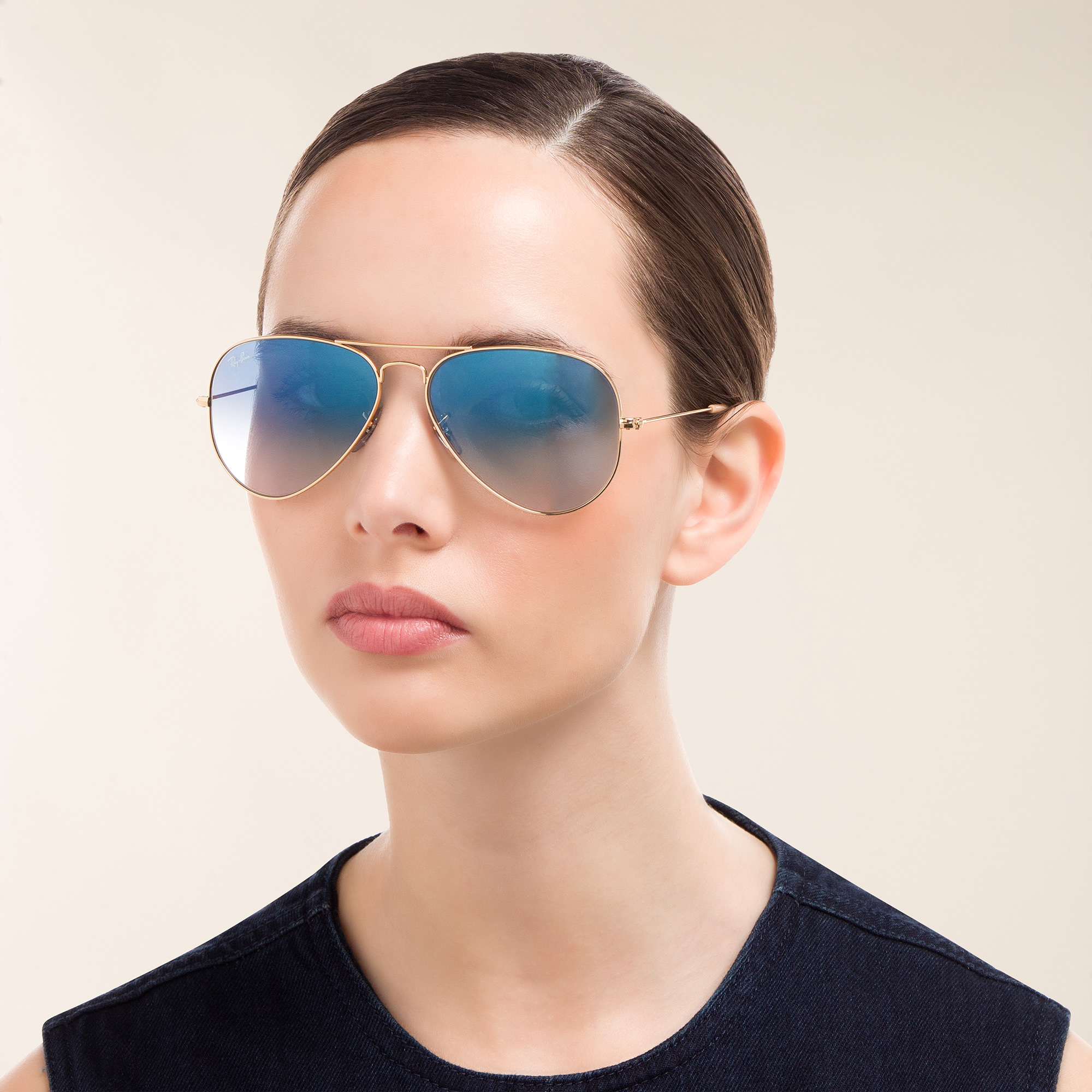 Ray-Ban Aviator Gradient Sunglasses in Gold – Product Photo 5