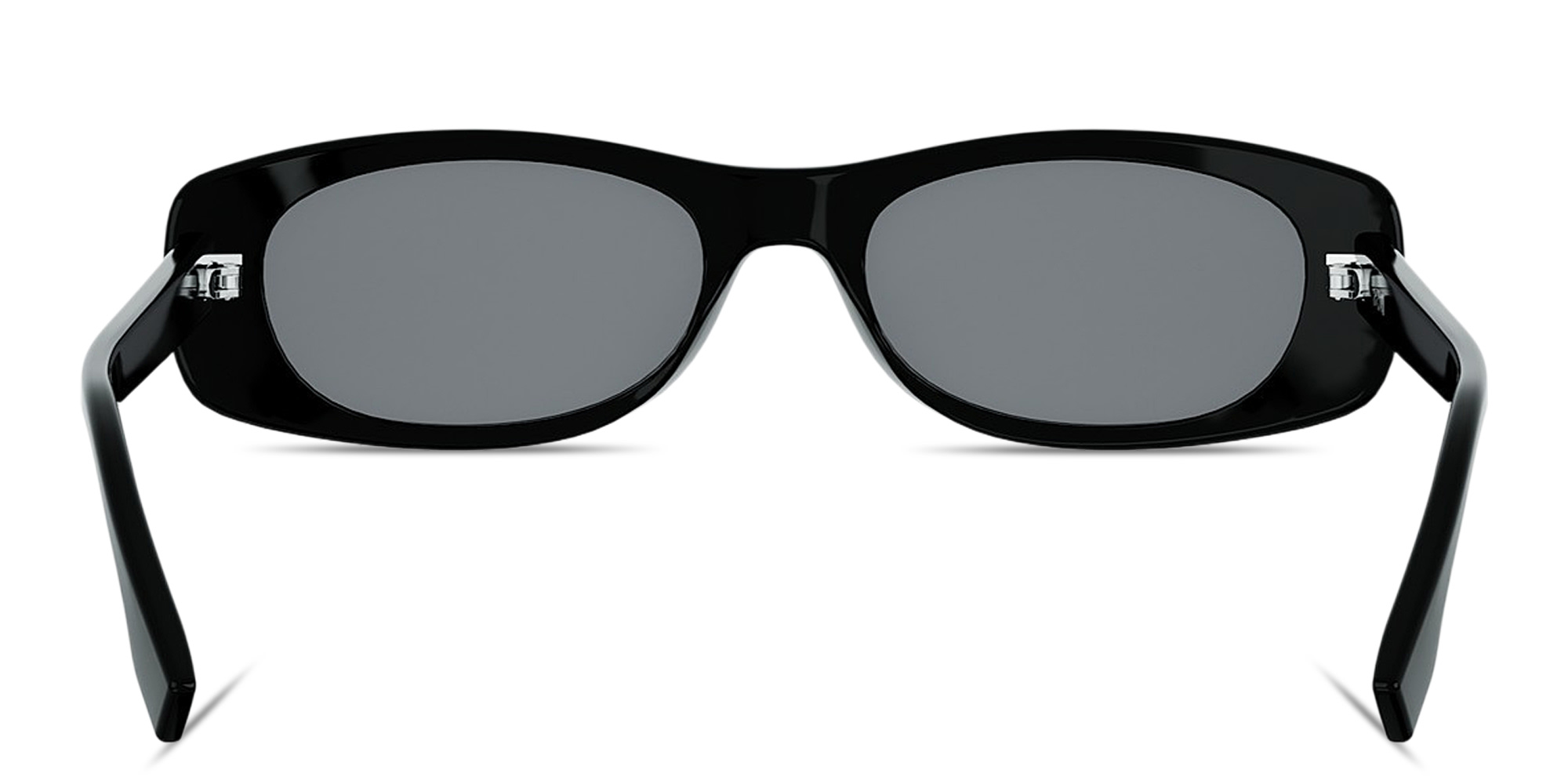 تسوق نظارات شمسية بيضاوية بشعار FF المربّع فيندي بلون أسود أونلاين.