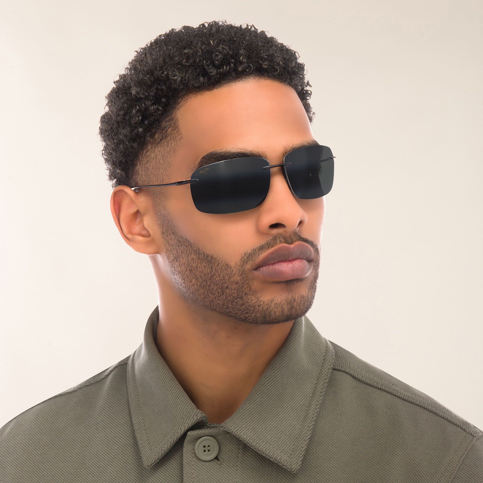 Maui Jim Break Wall Unisex Rimless Rectangle Sunglasses in Black – Product Photo 5