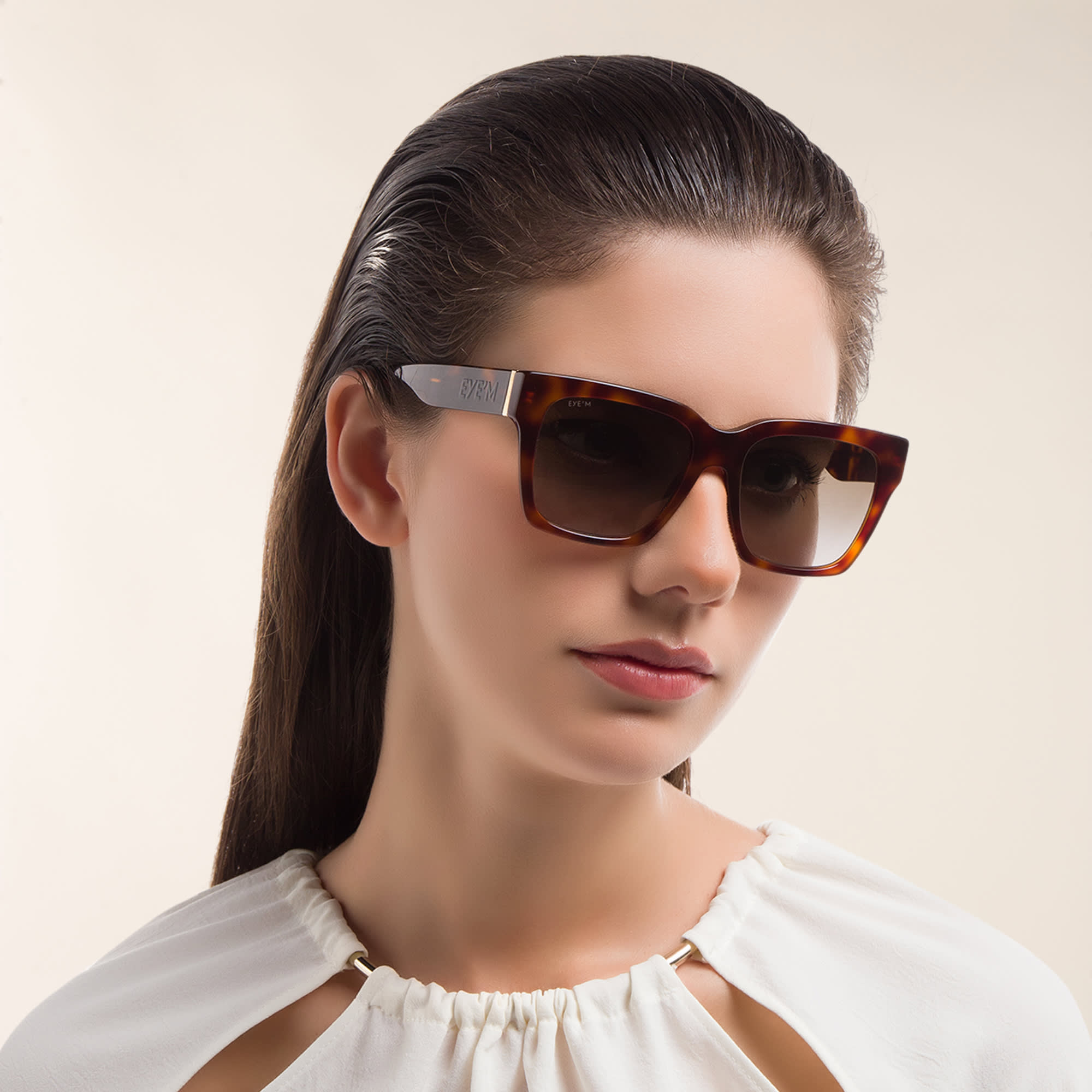 تسوق نظارة شمسية مربعة EYE'M بلون Havana أونلاين.