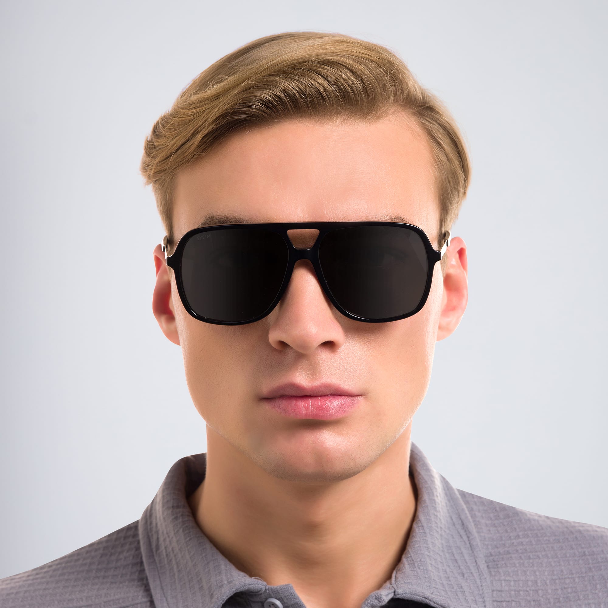 تسوق نظارة شمسية بإطار مستطيل EYE'M بلون Black أونلاين.