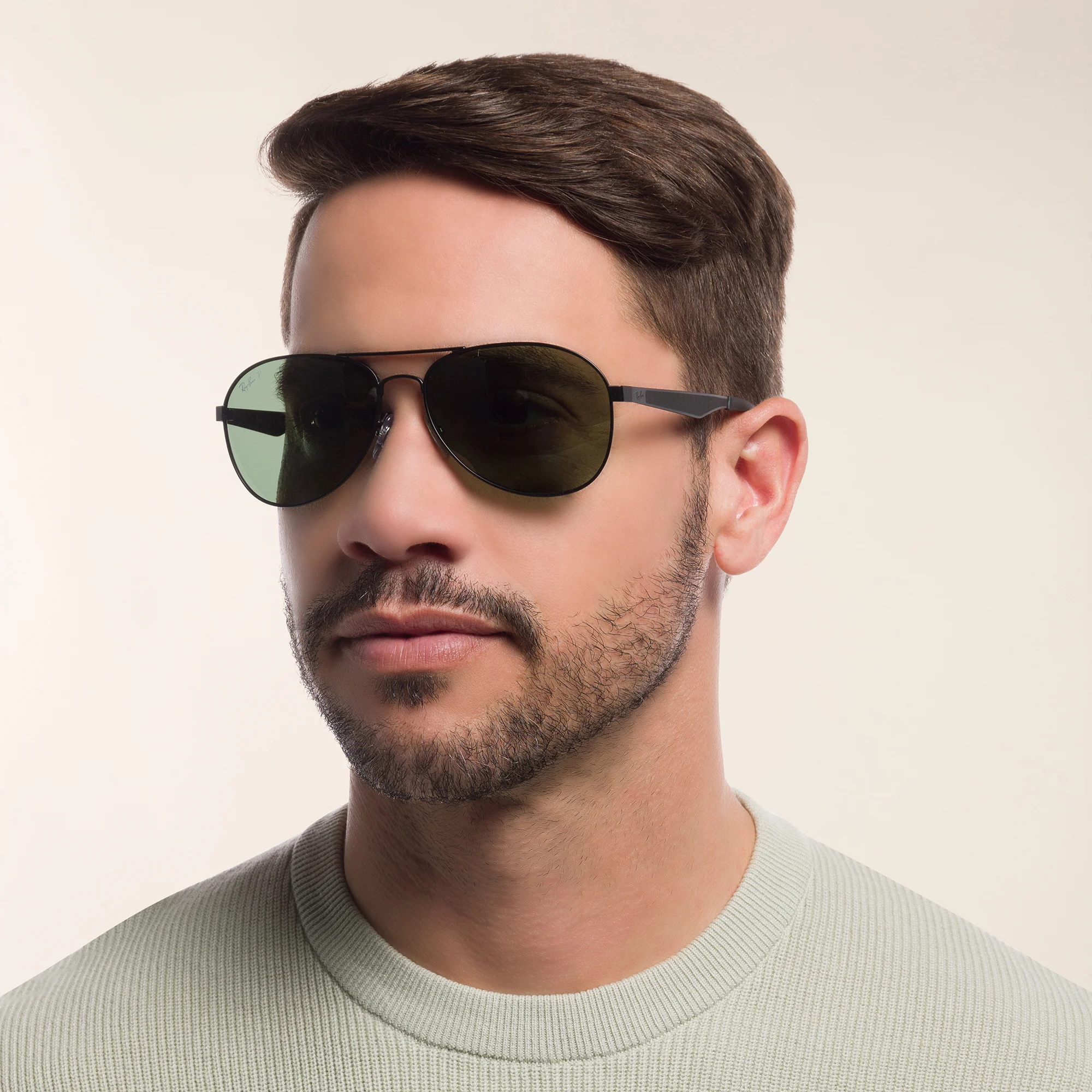 Shop Ray-Ban Unisex Aviator Sunglasses in Black online.