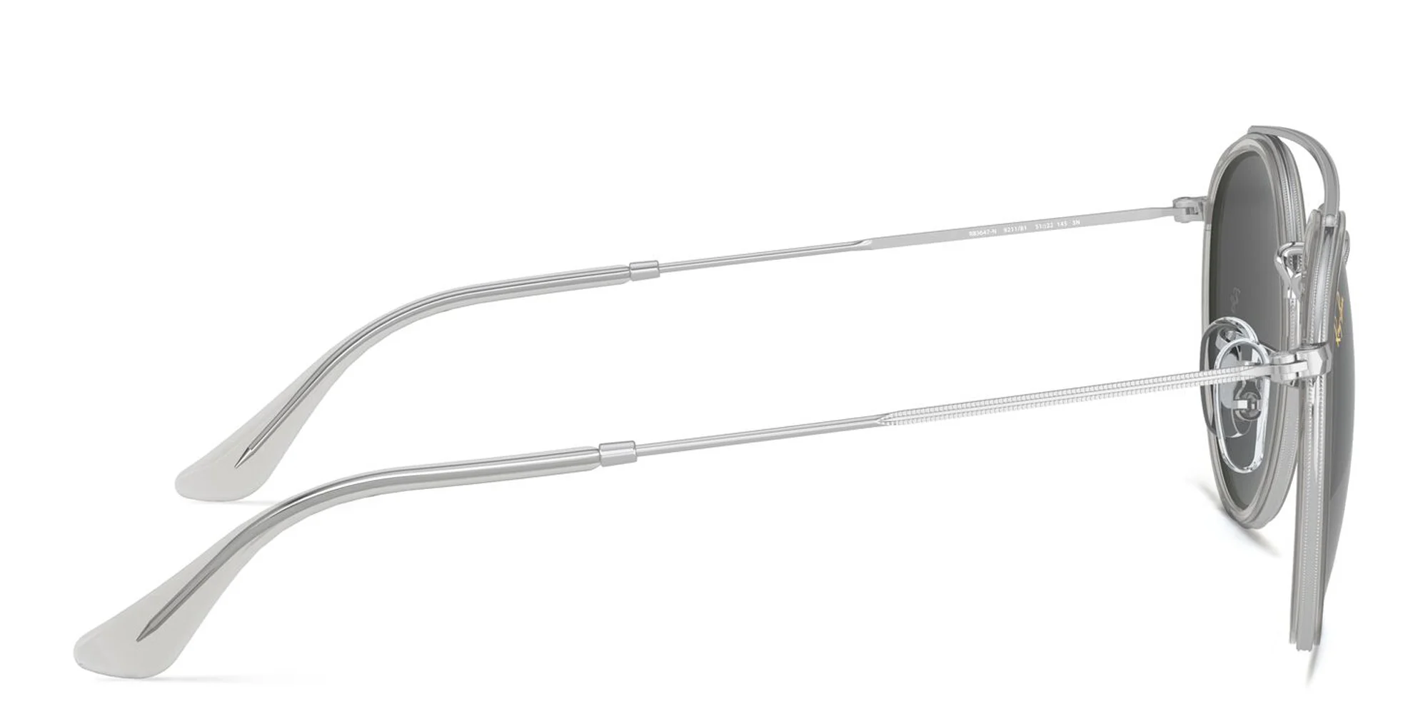 Shop Ray-Ban Unisex Round Sunglasses in Silver online.