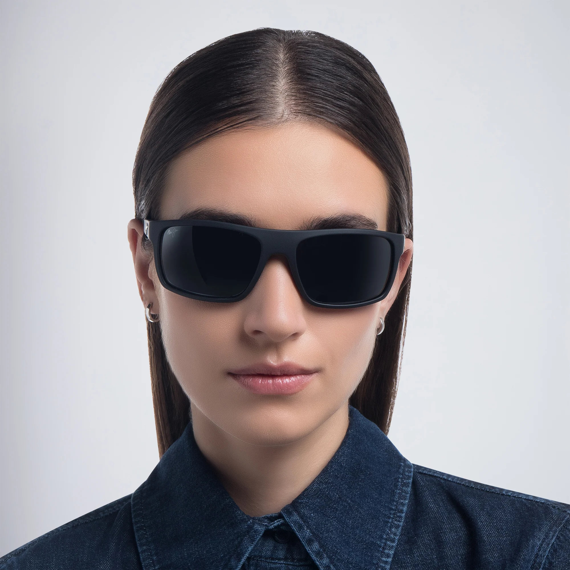 Shop Maui Jim Byron Bay Unisex Rectangle Sunglasses in Black online.