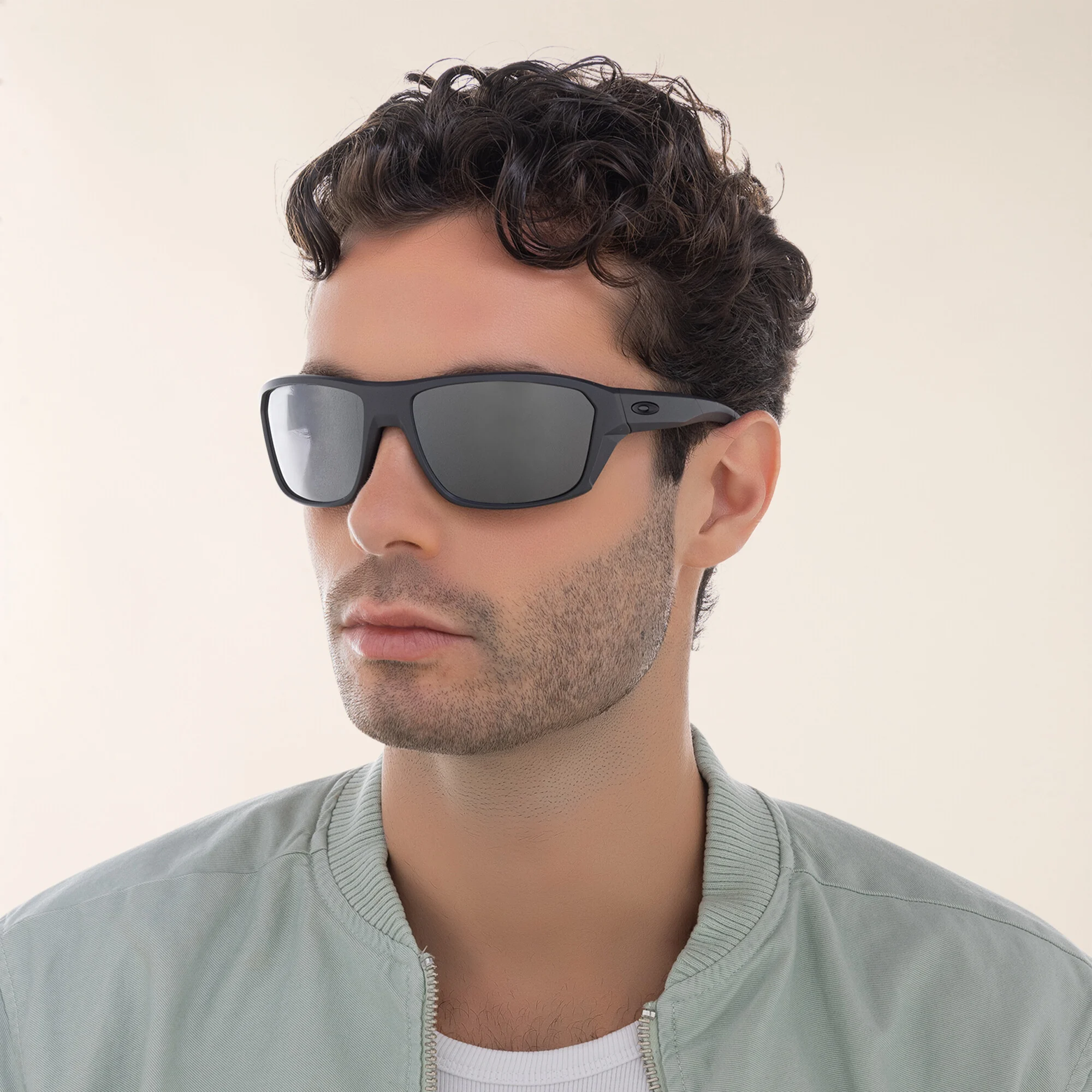 Shop Oakley Split Shot Rectangle Sunglasses in Matte Carbon online.