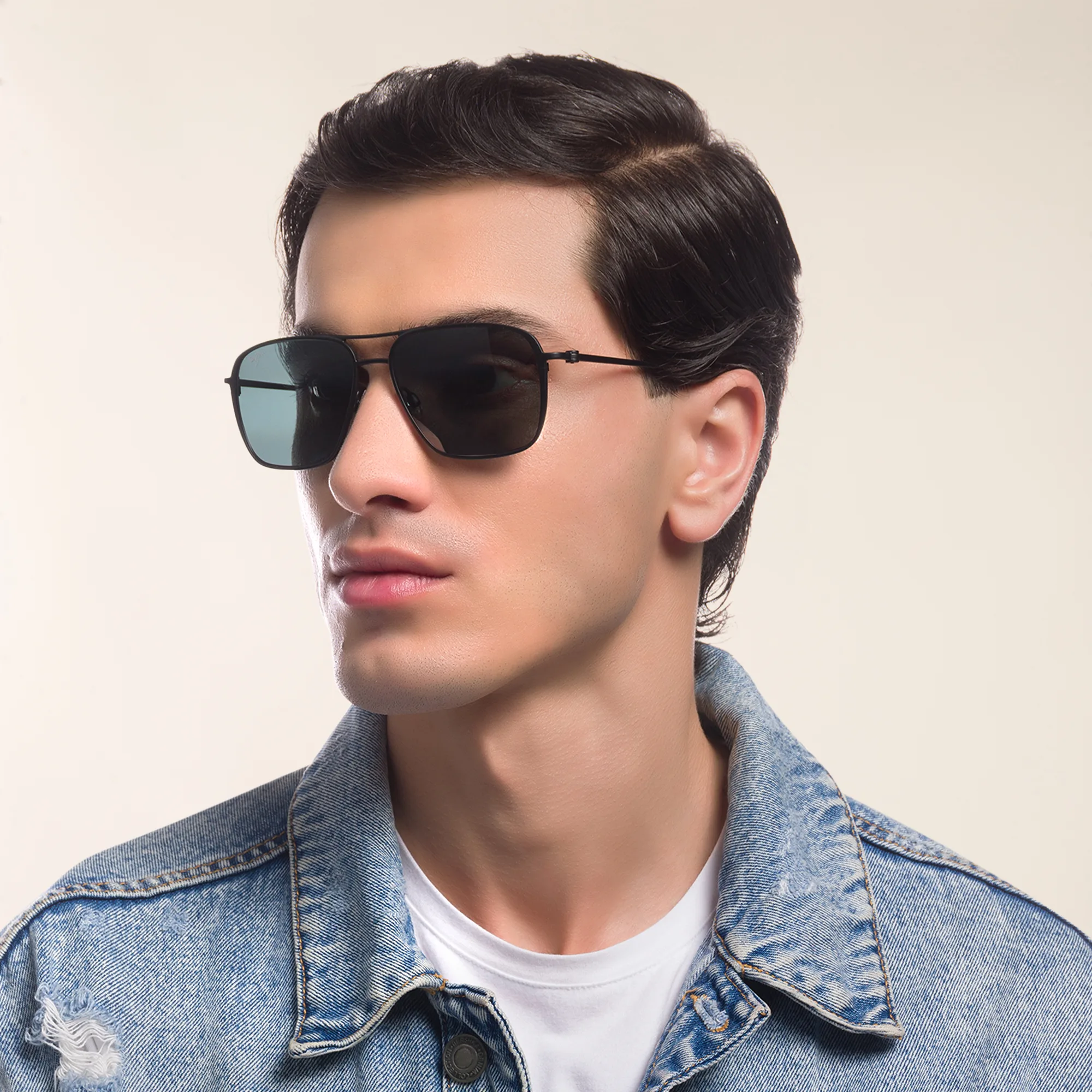 Shop Maui Jim Beaches 541 Unisex Aviator Sunglasses in Black online.