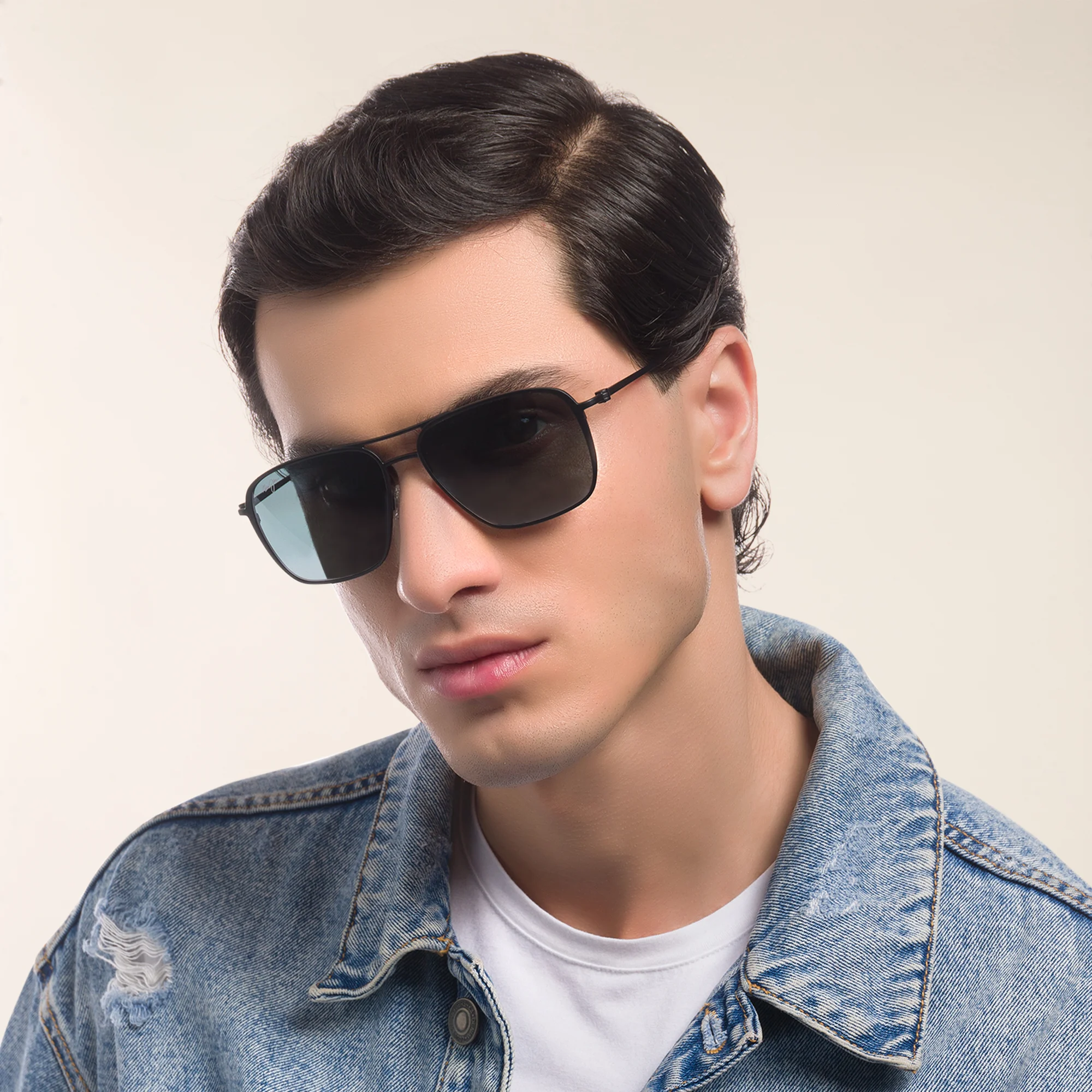 Shop Maui Jim Beaches 541 Unisex Aviator Sunglasses in Black online.