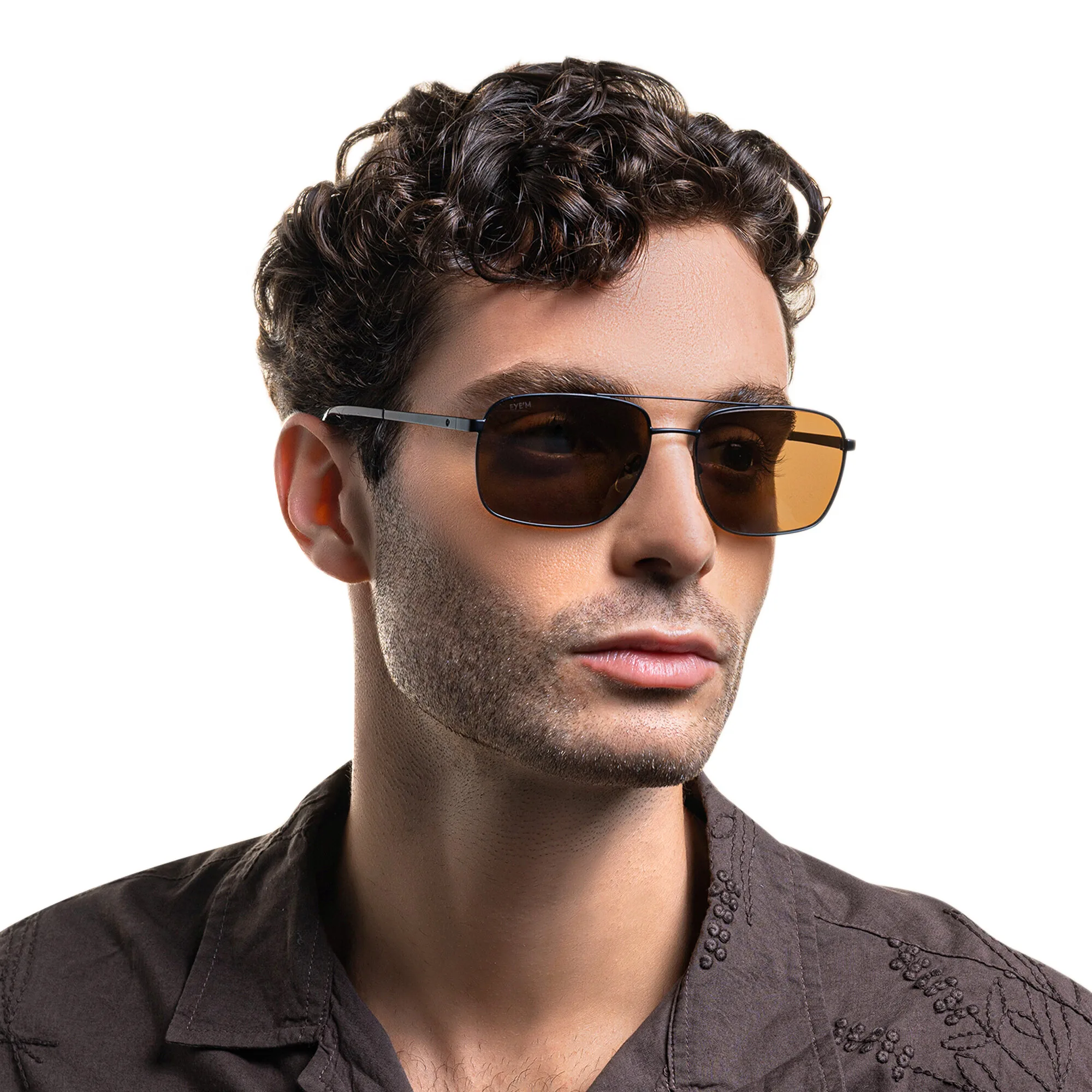 Shop EYE'M Square Sunglasses in Black online.