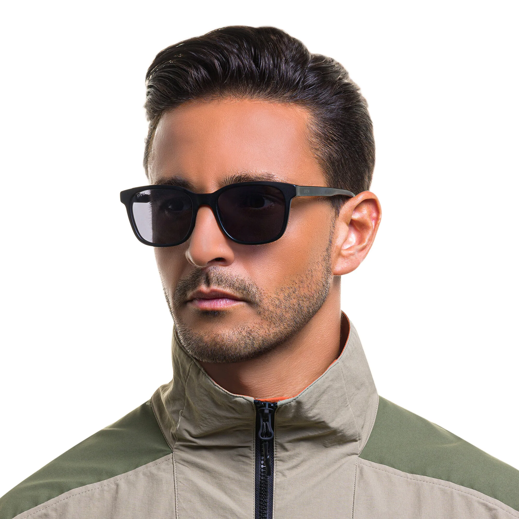 Shop EYE'M Square Sunglasses in Black online.