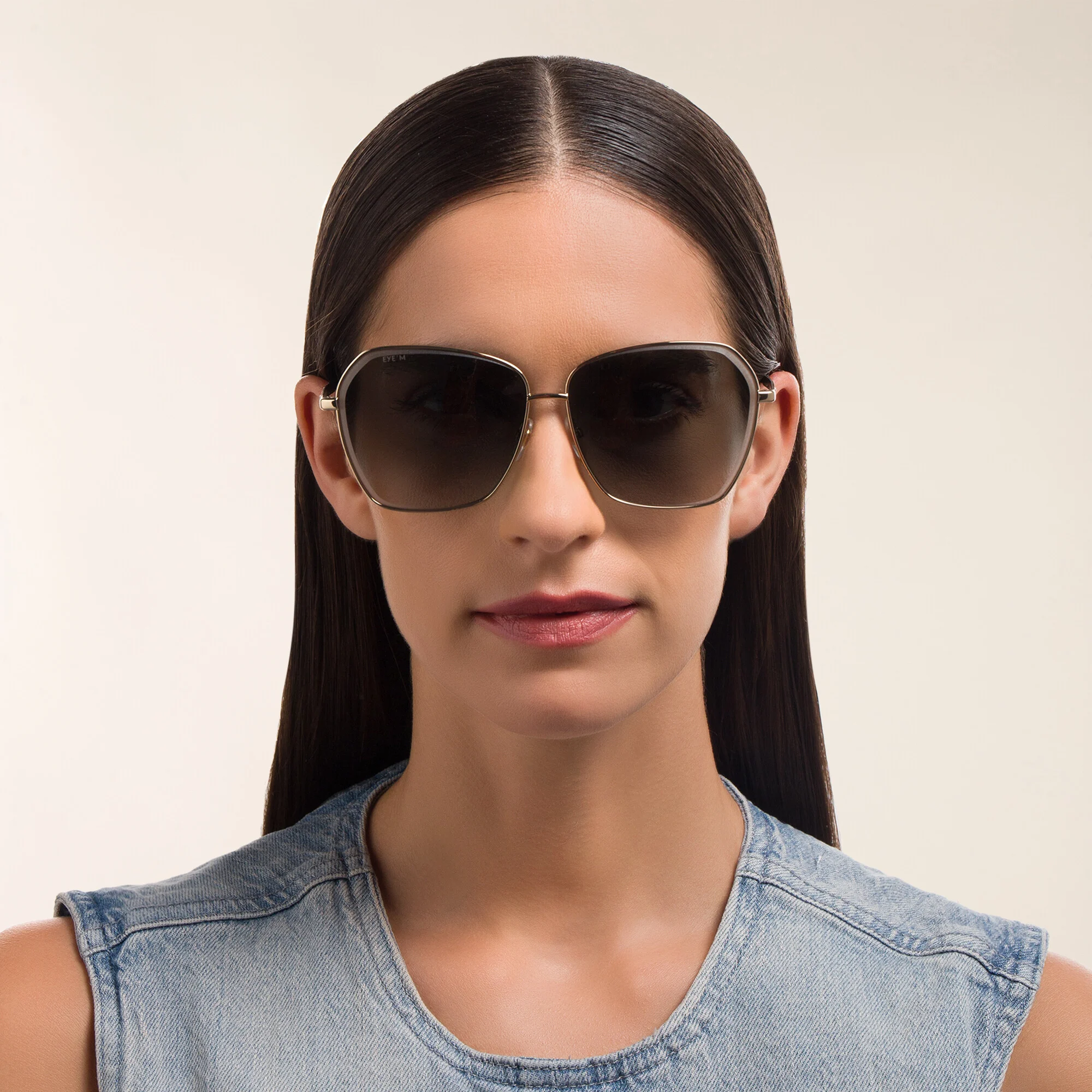 Shop EYE'M Wide Cat Eye Sunglasses in Gold online.