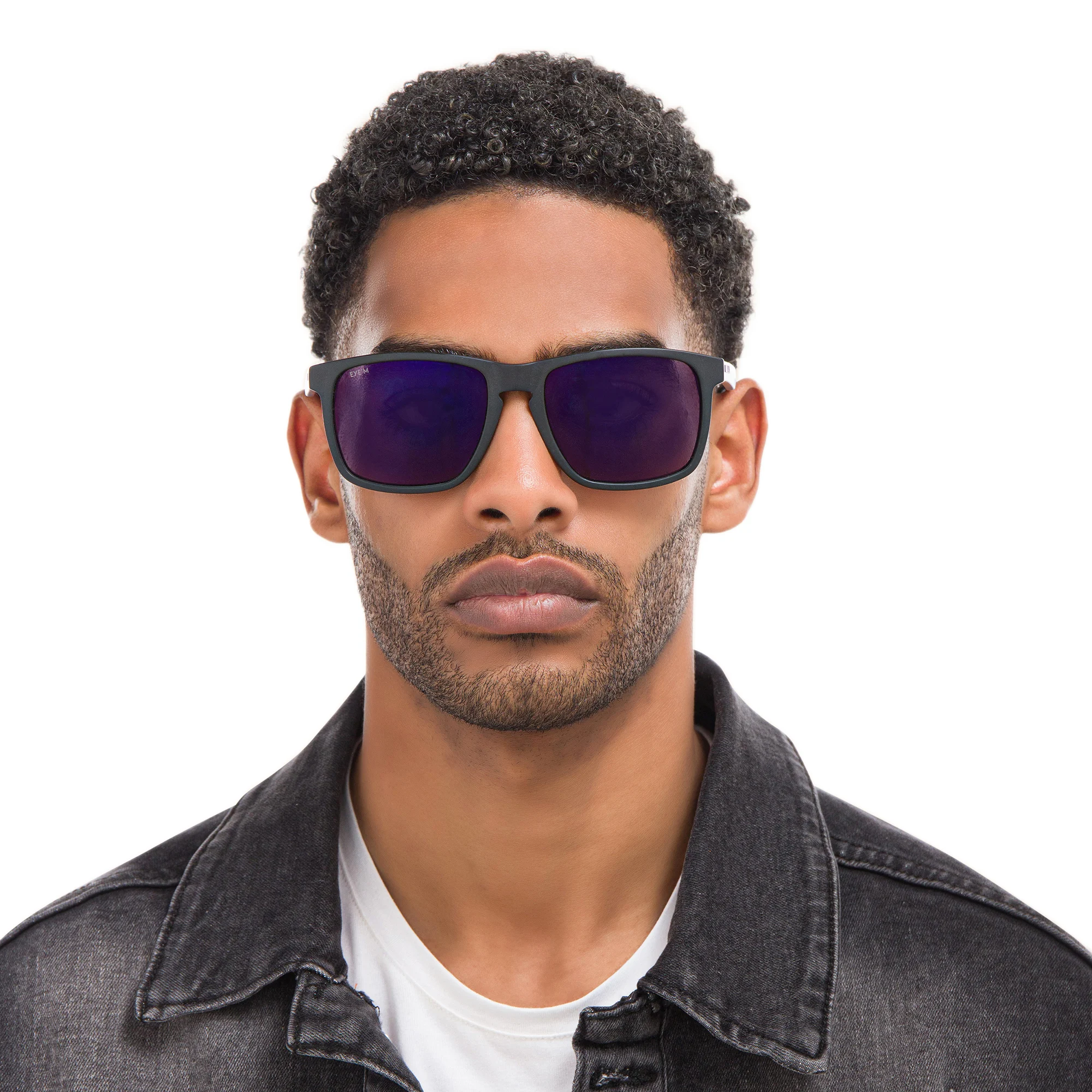Shop EYE'M Square Sunglasses in Black online.
