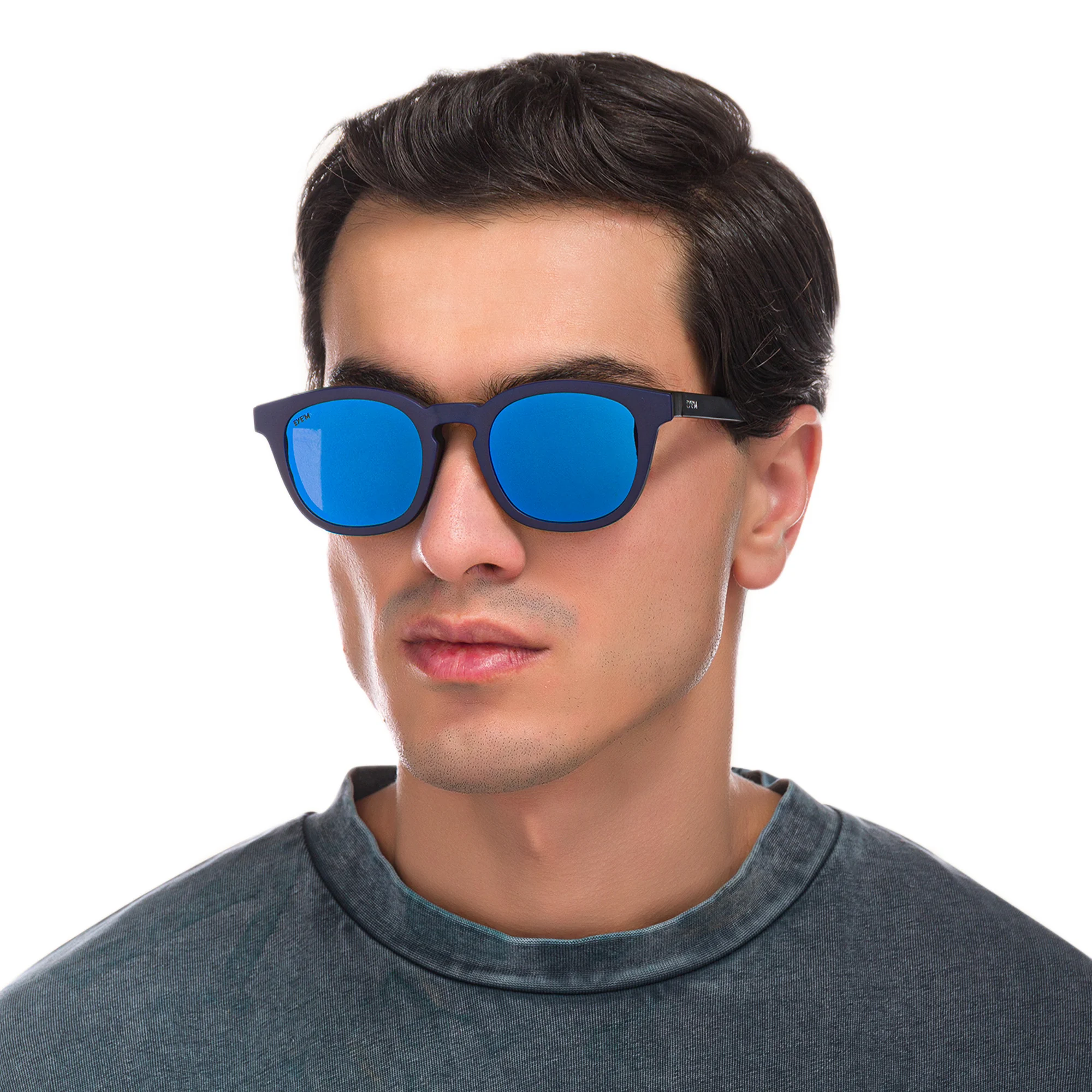 Shop EYE'M Square Eyeglasses in Black online.