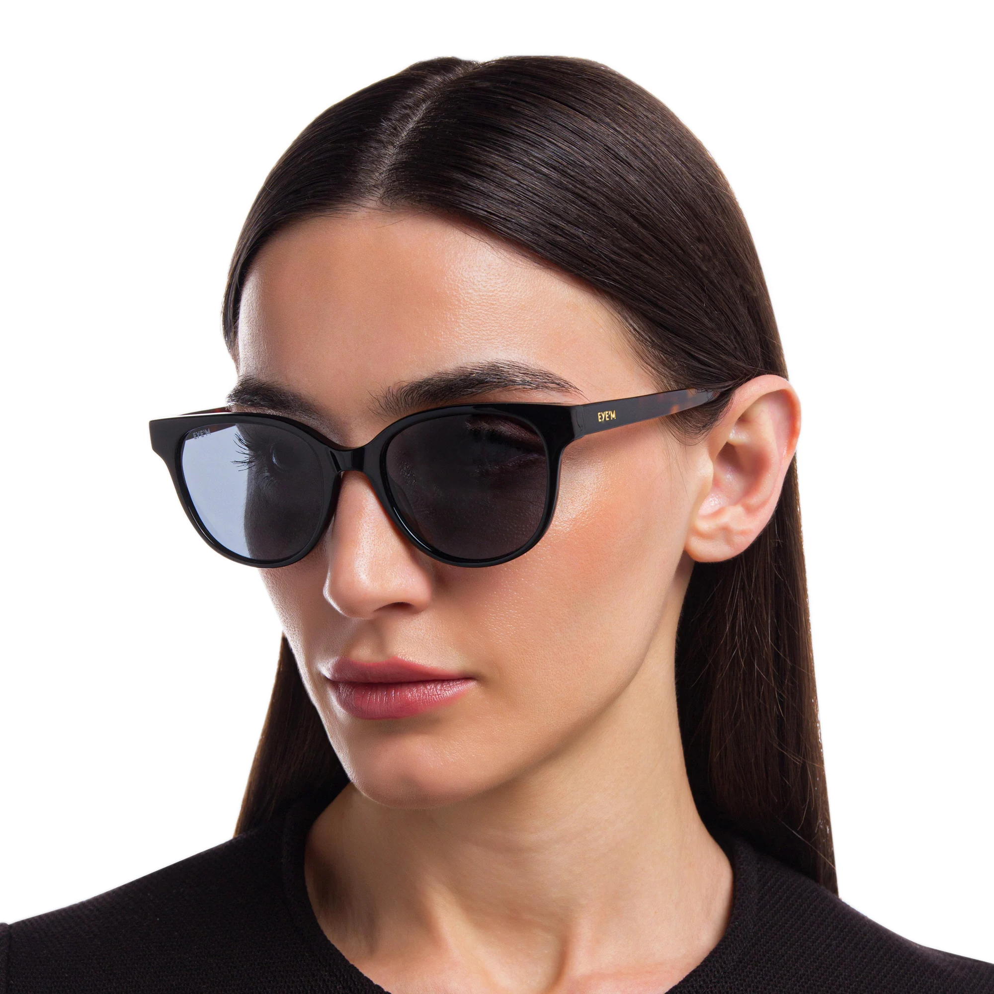Shop EYE'M Square Sunglasses in Black online.