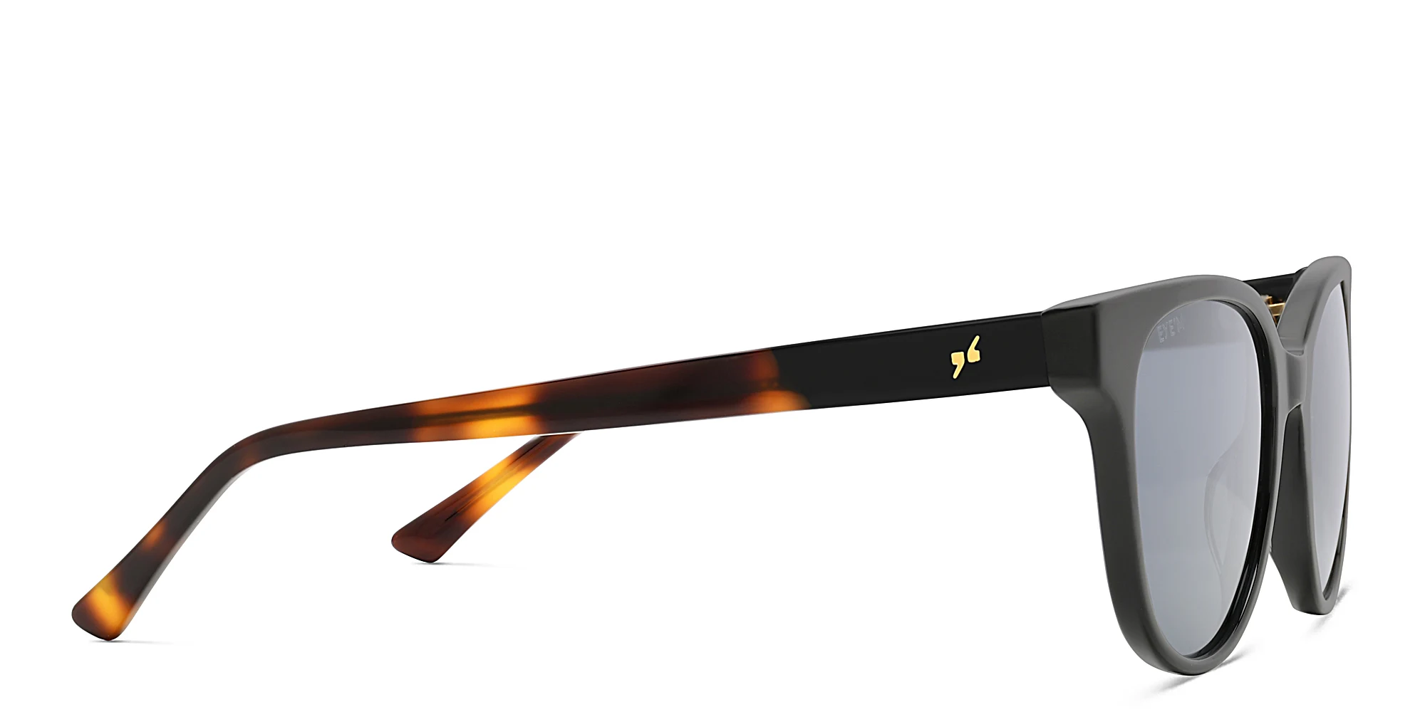 Shop EYE'M Square Sunglasses in Black online.