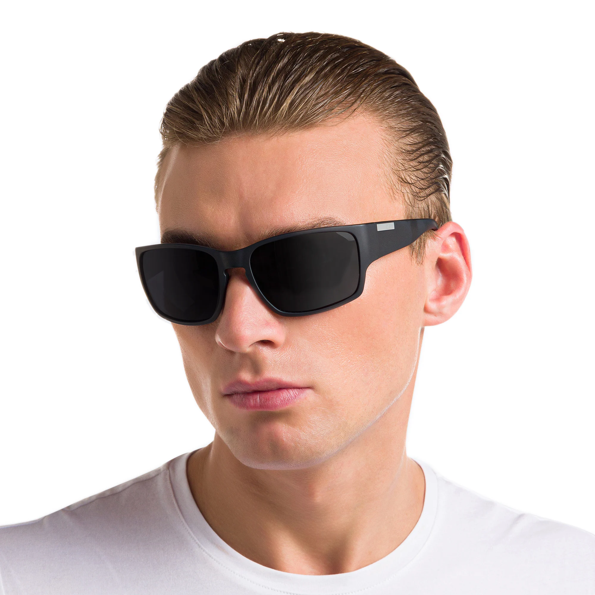 Shop EYE'M Rectangle Sunglasses in Black online.