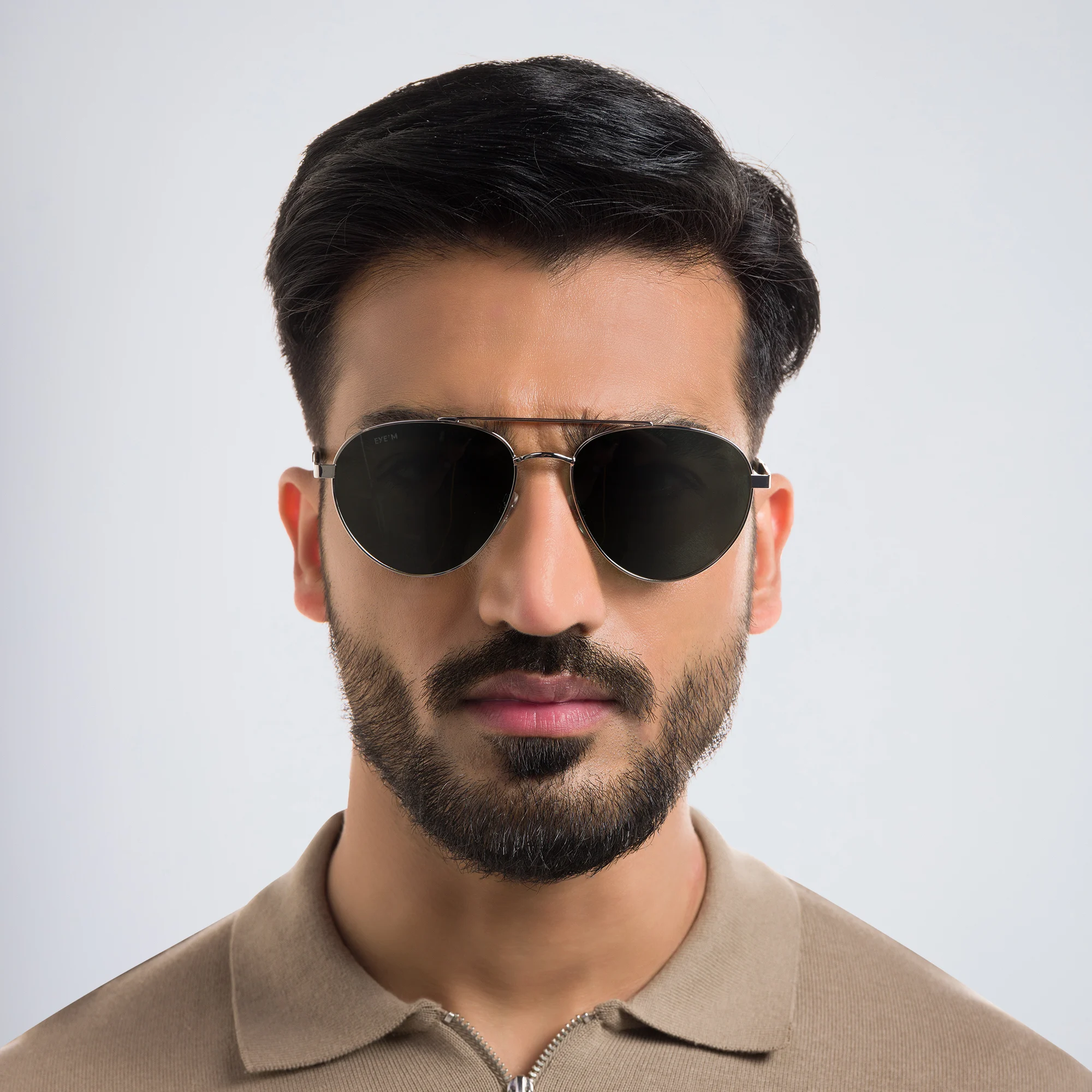 Shop EYE'M Aviator Sunglasses in Silver online.