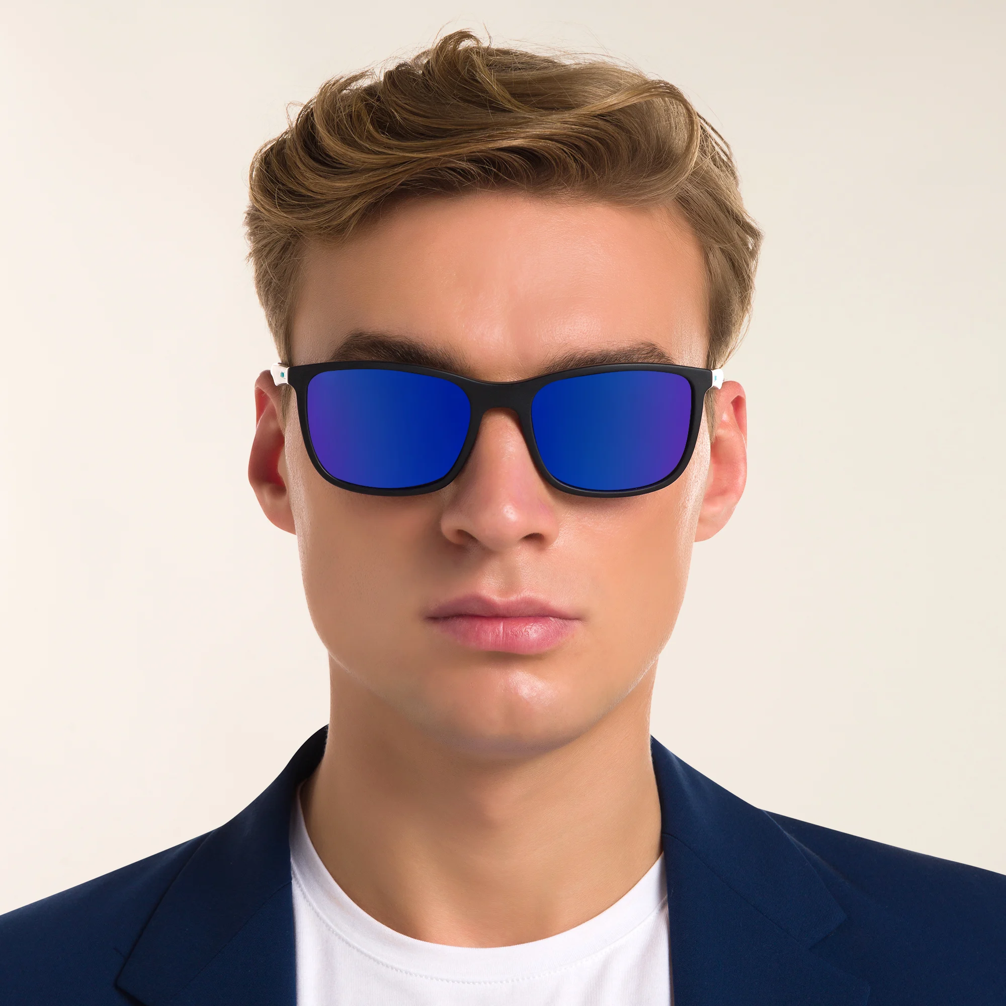 Shop EYE'M Rectangle Sunglasses in Black online.