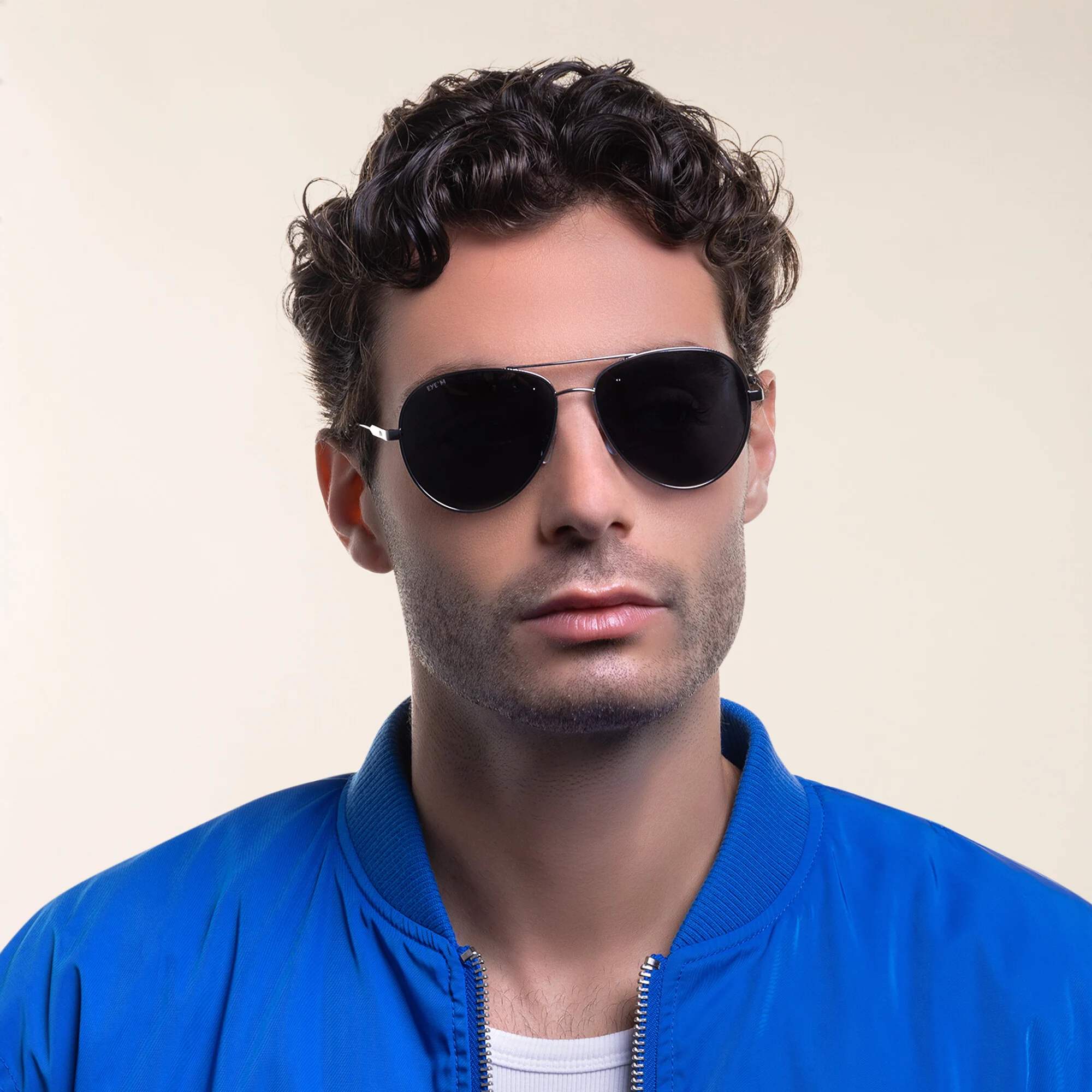 Shop EYE'M Aviator Sunglasses in Silver online.