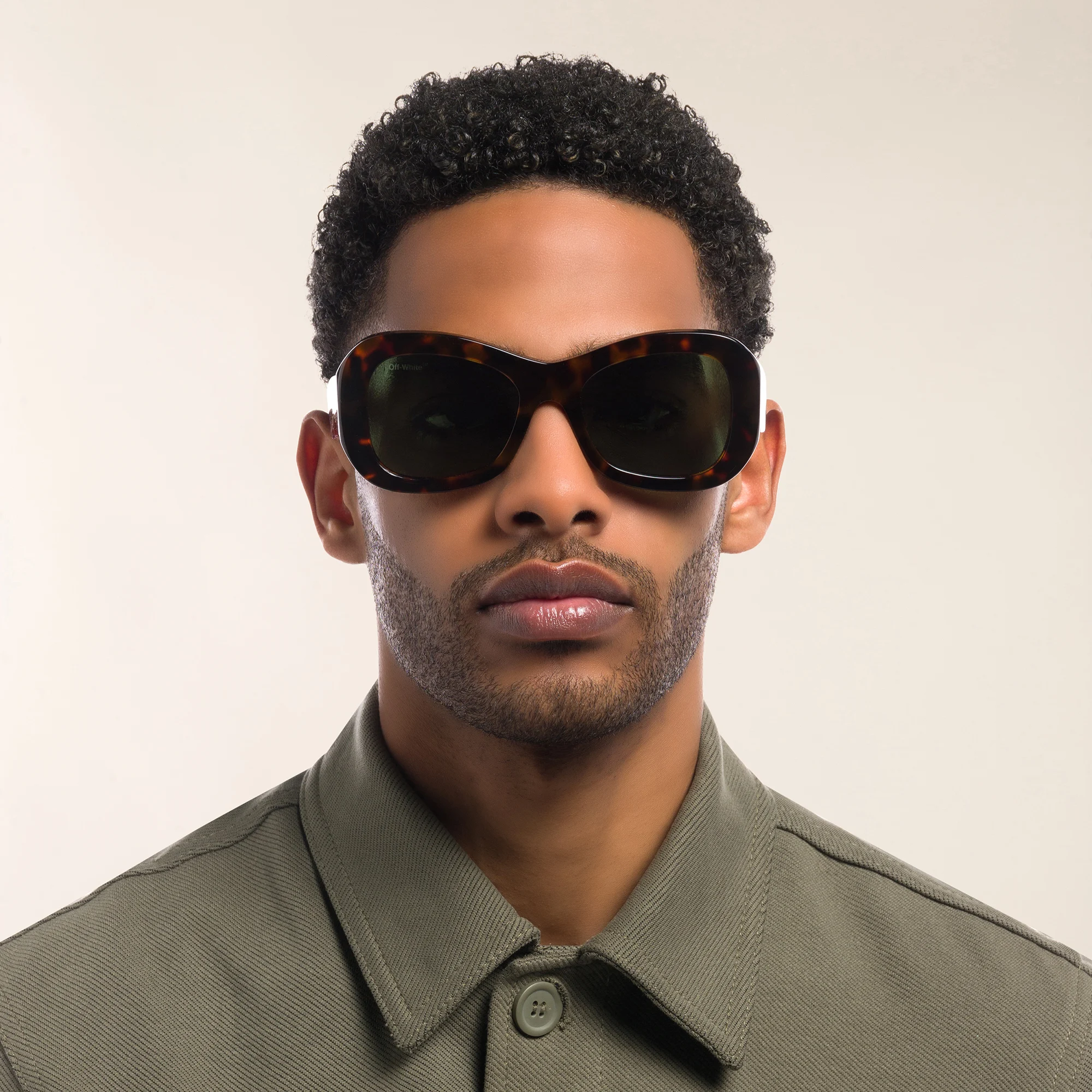 Shop OFF WHITE Unisex Round Sunglasses in Havana online.