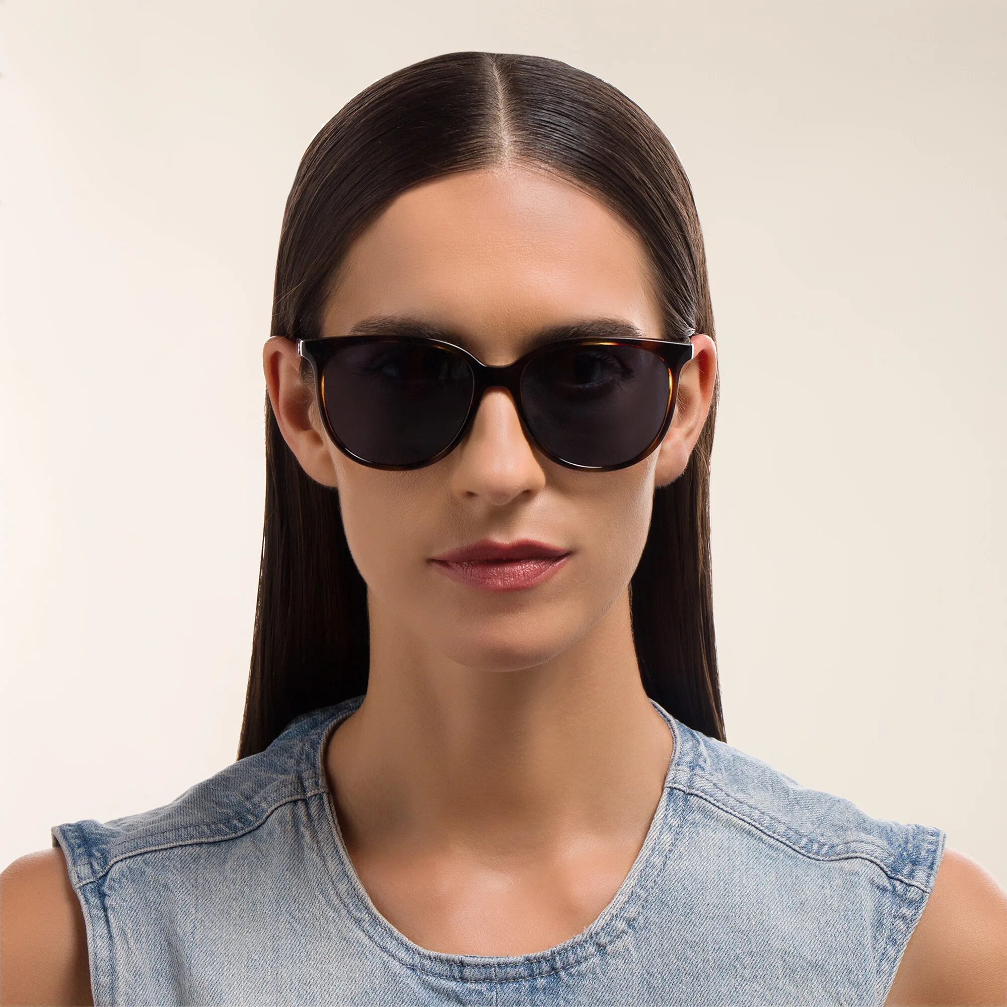 Shop Ray-Ban Square Sunglasses in Havana online.