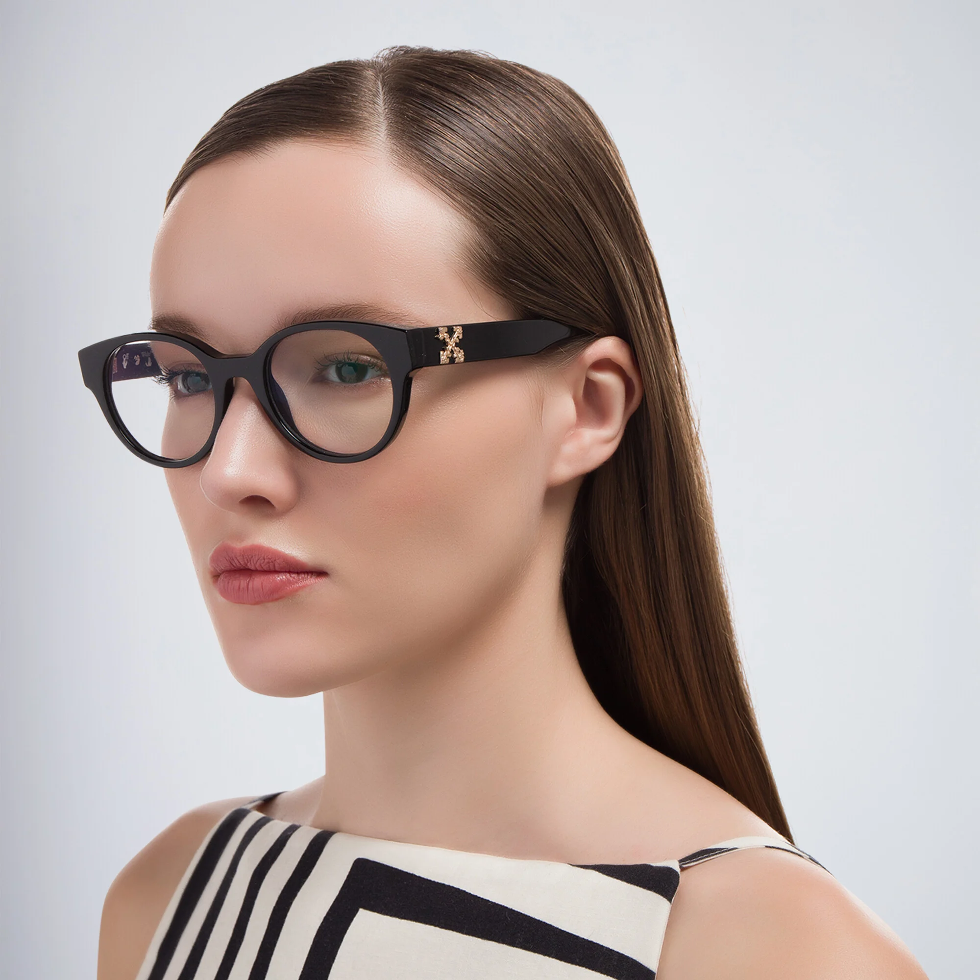تسوق نظارات طبية ستايل 2 بإطار دائري أوف وايت بلون أسود أونلاين.