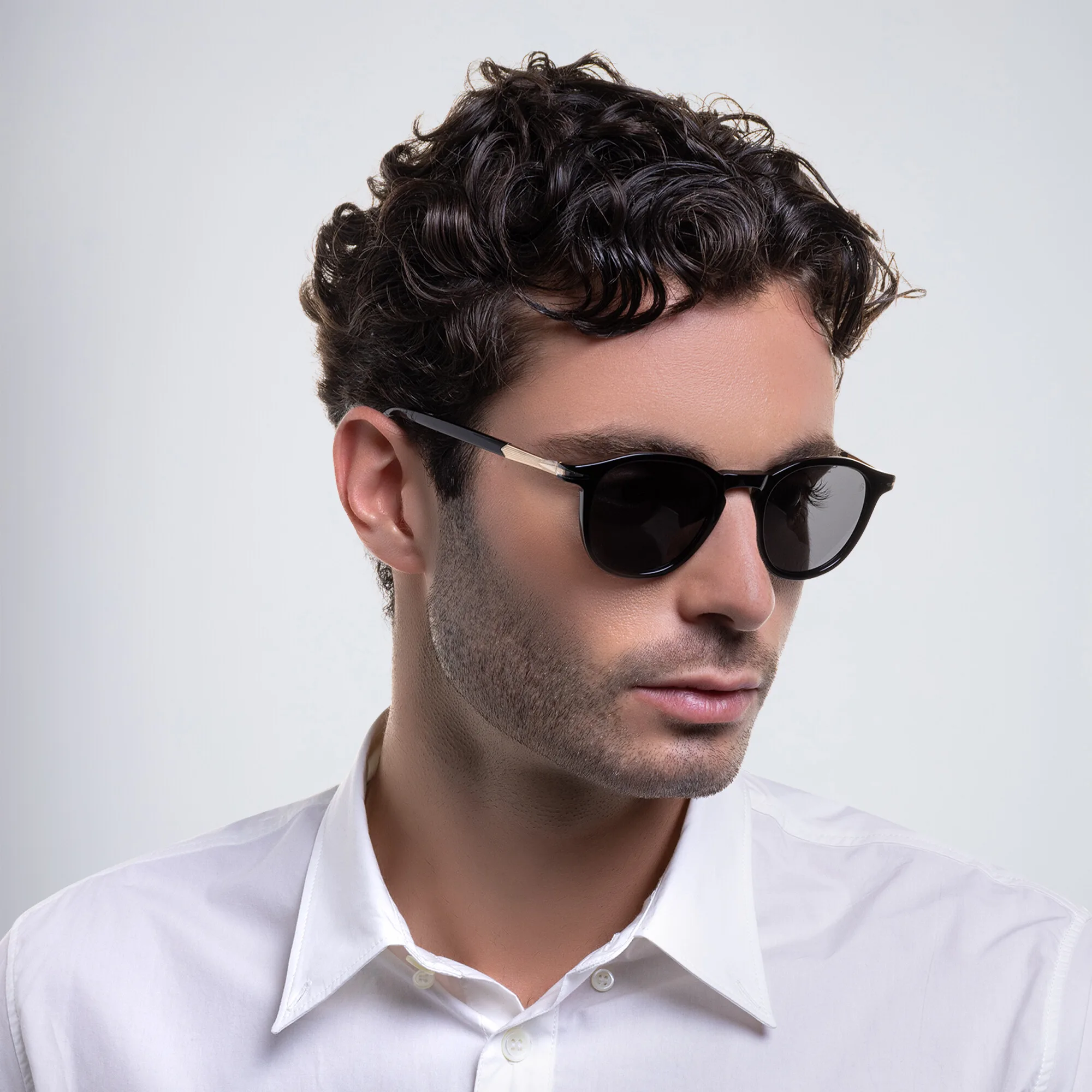 Shop DAVID BECKHAM Panthos Sunglasses in Black Gold online.