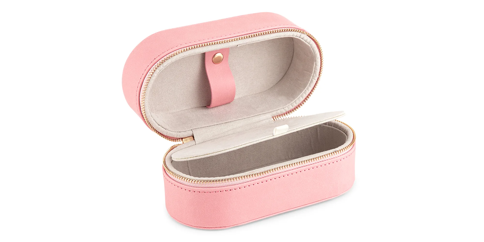 Shop MO Cases Leather Travel Case online.