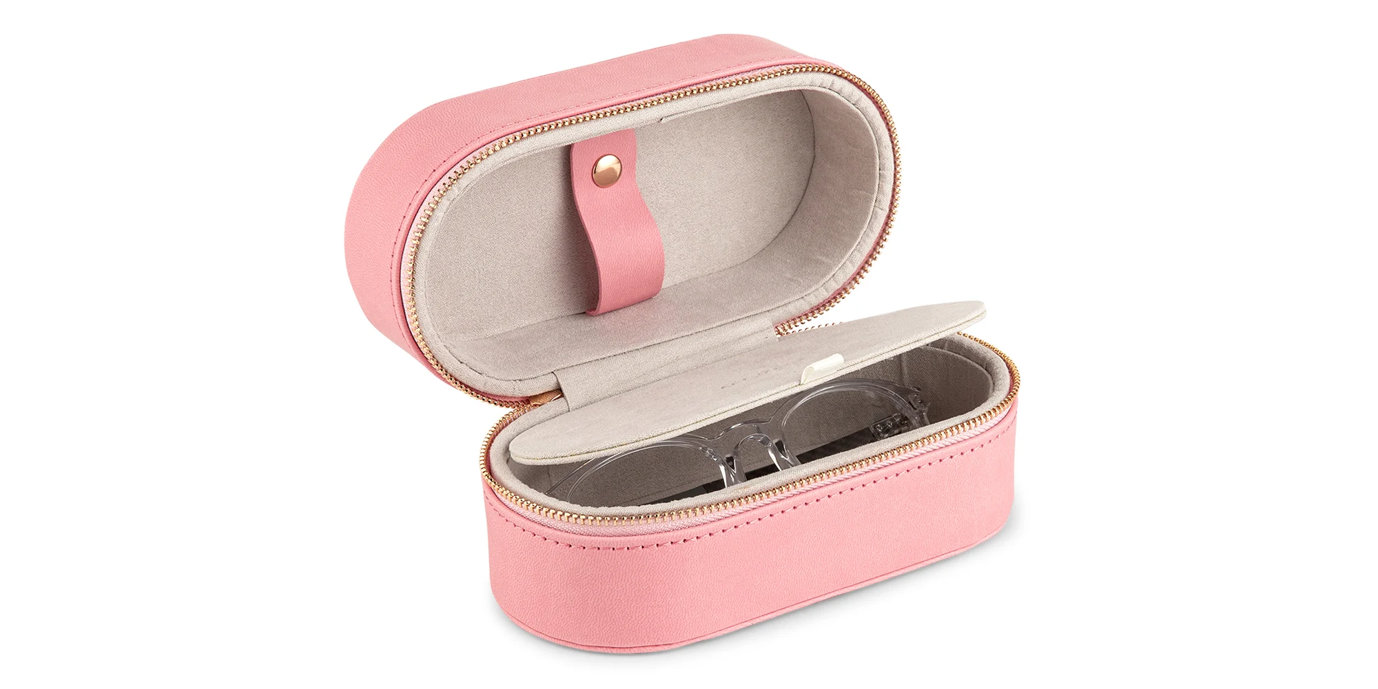 Shop MO Cases Leather Travel Case online.