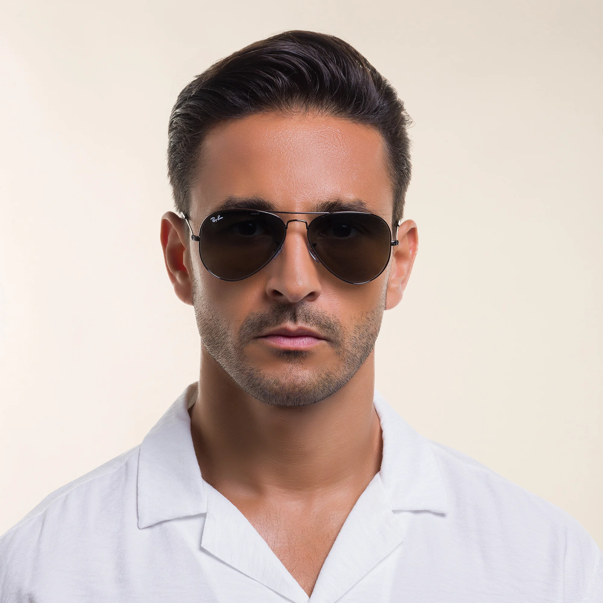 Shop Ray-Ban Unisex Pilot Sunglasses in Gunmetal online.