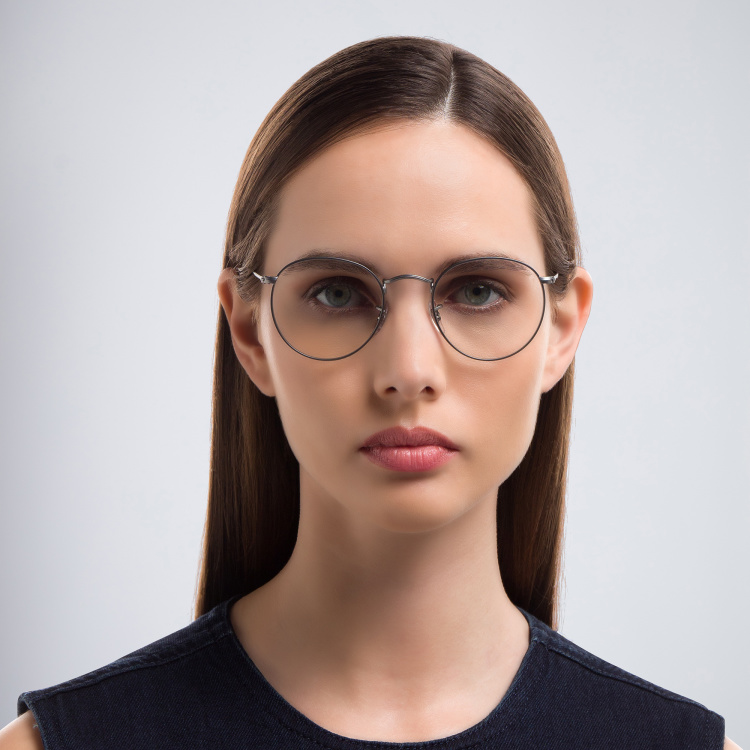Shop Ray-Ban Round Metal Optics Eyeglasses in Silver online.