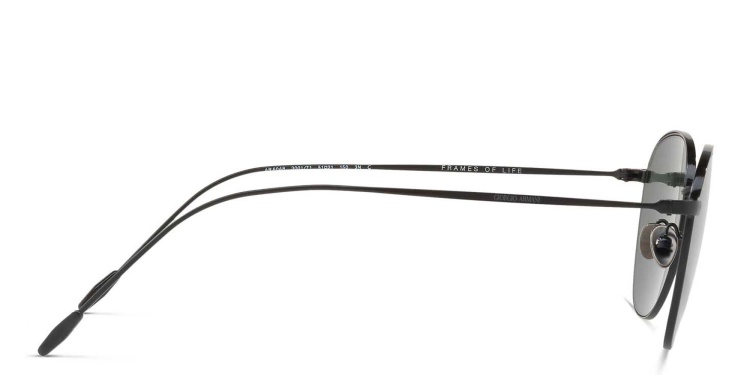 تسوق نظارة شمسية بإطار مربع جورجو أرماني بلون أسود أونلاين.