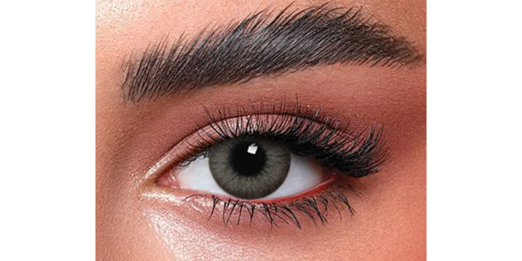 تسوق دايموند عدسات لاصقة ملوّنة للإستخدام الشهري - رمادي أخضر بيلا بلون جرين أونلاين.