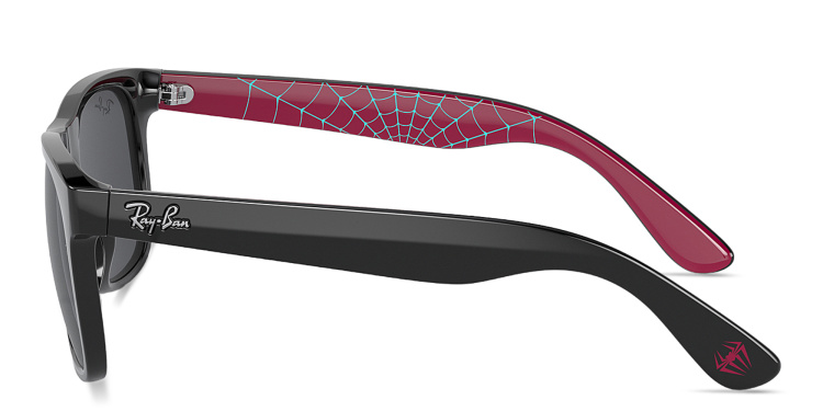 تسوق نظارات شمسية مارفيل جاستين بإطار مربّع للأطفال راي بان جونيور بلون زهري أونلاين.