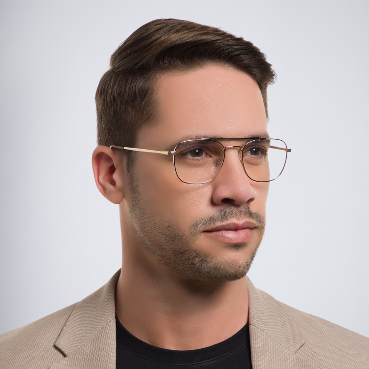 تسوق نظارة طبية مربعة ديفيد بيكهام بلون ذهبي أونلاين.