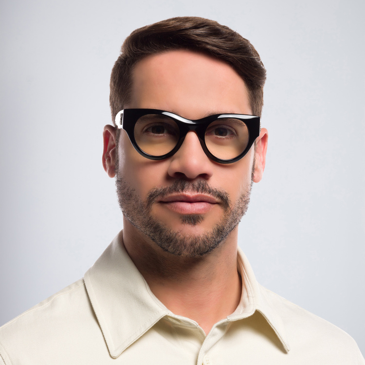 تسوق نظارات طبية دائرية للجنسين أوف وايت بلون أسود أونلاين.