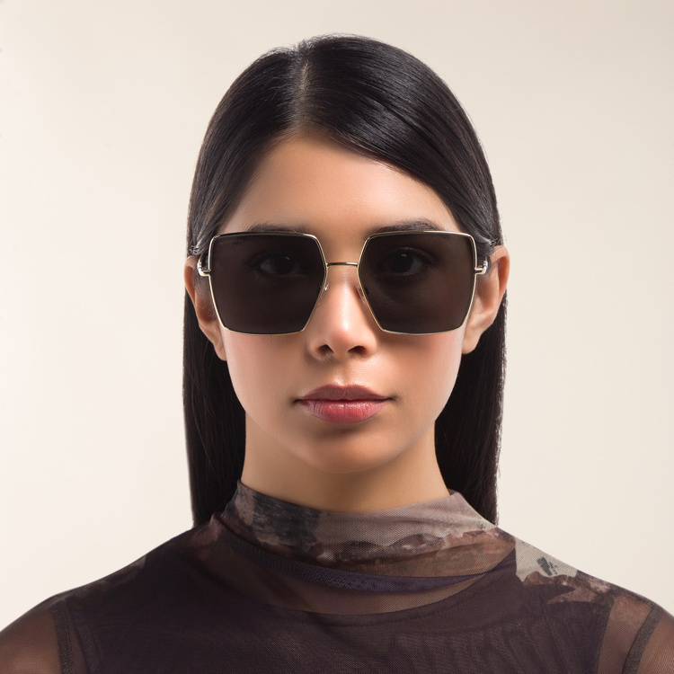 Shop BURBERRY Oversized Square Sunglasses in Gold online.