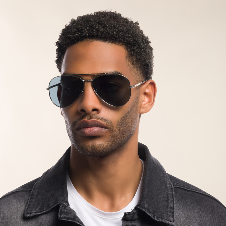 تسوق نظارات شمسية بيلوت واسعة للجنسين راي بان بلون فضي أونلاين.