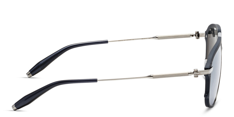 Shop AKONI Aviator Sunglasses in Black online.