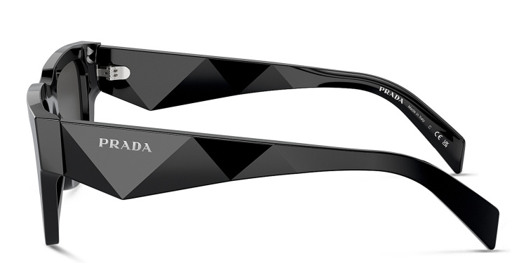 تسوق نظارات شمسية بيلو بشعار العلامة برادا بلون أسود أونلاين.