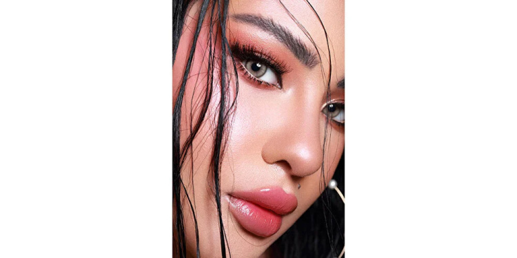 تسوق عدسات لاصقة ملوّنة للإستخدام الواحد - هاني أمارا وان داي بلون بني فاتح أونلاين.