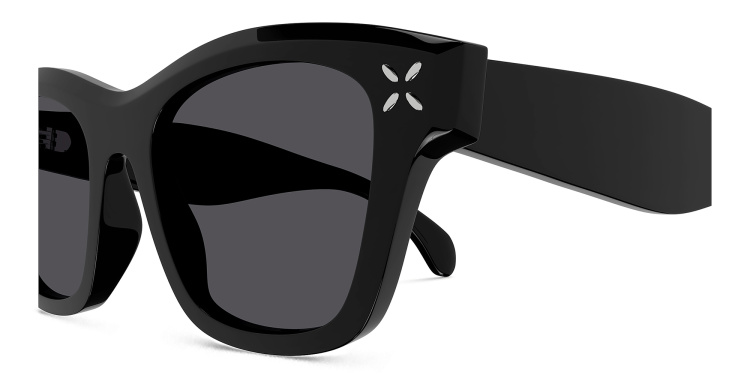 تسوق نظارات شمسية مربّعة مزيّنة ببتلات الأزهار علايا بلون أسود أونلاين.