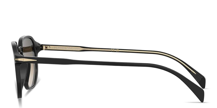 تسوق نظارات شمسية غير منتظمة بشعار العلامة ديفيد بيكهام بلون أسود أونلاين.