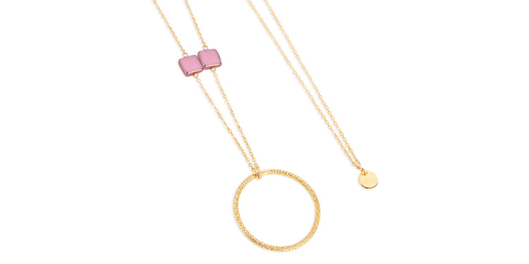تسوق قلادة نظارات نيكول لوتيس بلون وردي أونلاين.