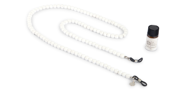 Shop The RICCI DISTRICT Lava Stone Unisex Glasses Chain in White online.